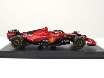 Bburago Modellauto Ferrari SF-23 #55 Formel 1 2023 rot Sainz mit Helm Modellauto 1:43, Maßstab 1:43