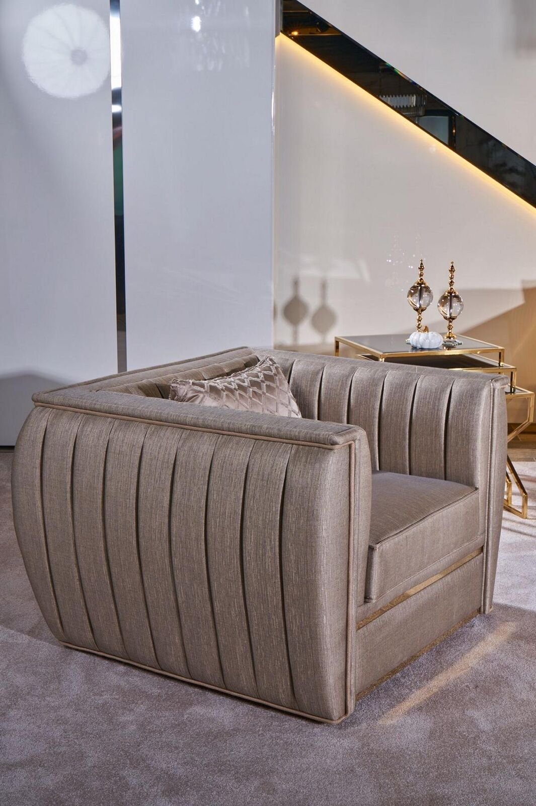 JVmoebel Sessel Sessel Design Wohnzimmer Polster Holz Moderne Luxus Neu Farbe (1-St., 1x Sessel), Made in Europa