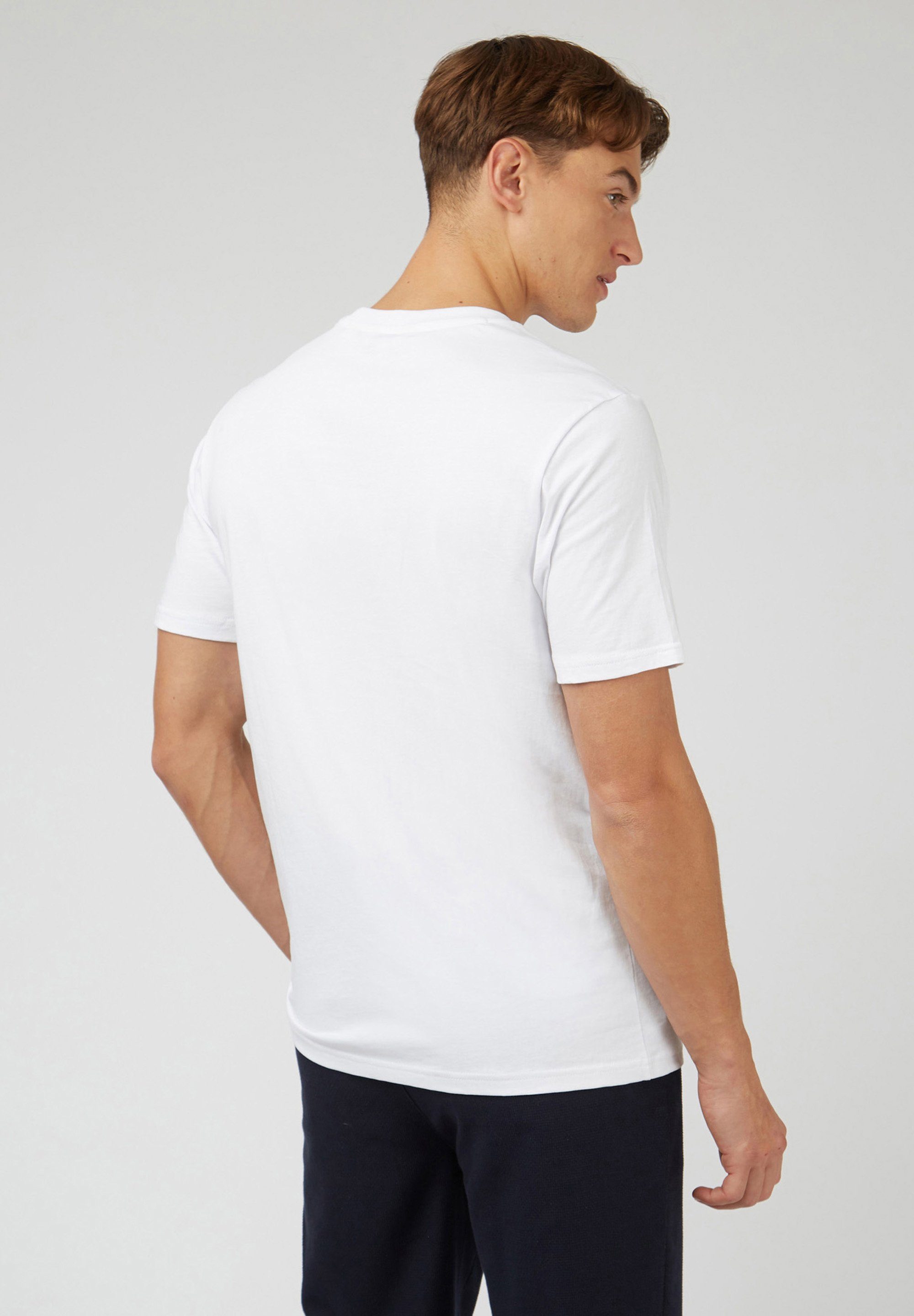 Ben Sherman T-Shirt Seasonal Stripe Tee mit weiß Logo Kontraststreifen