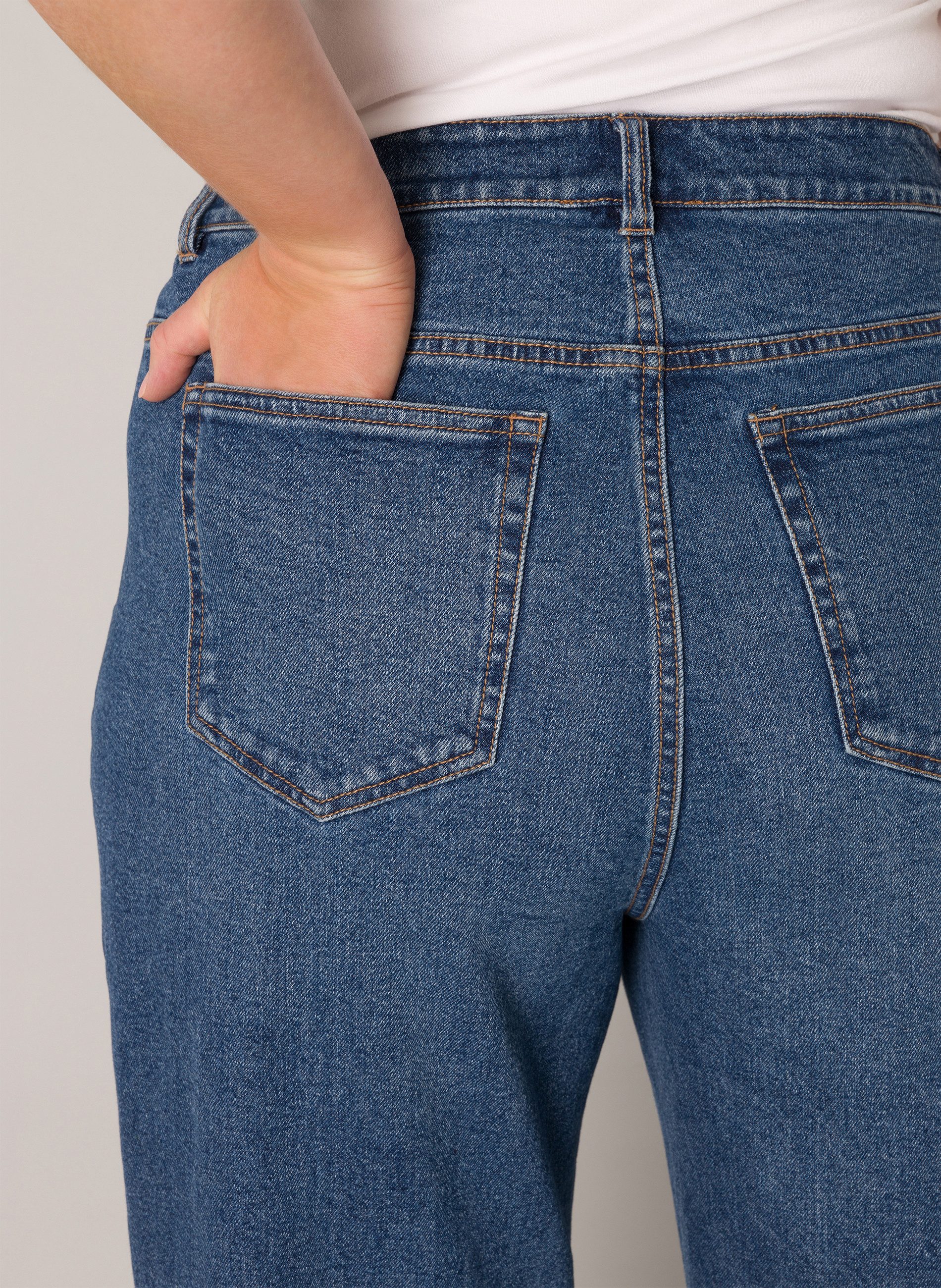 Base Level Curvy Weite Jeans in günstig online kaufen