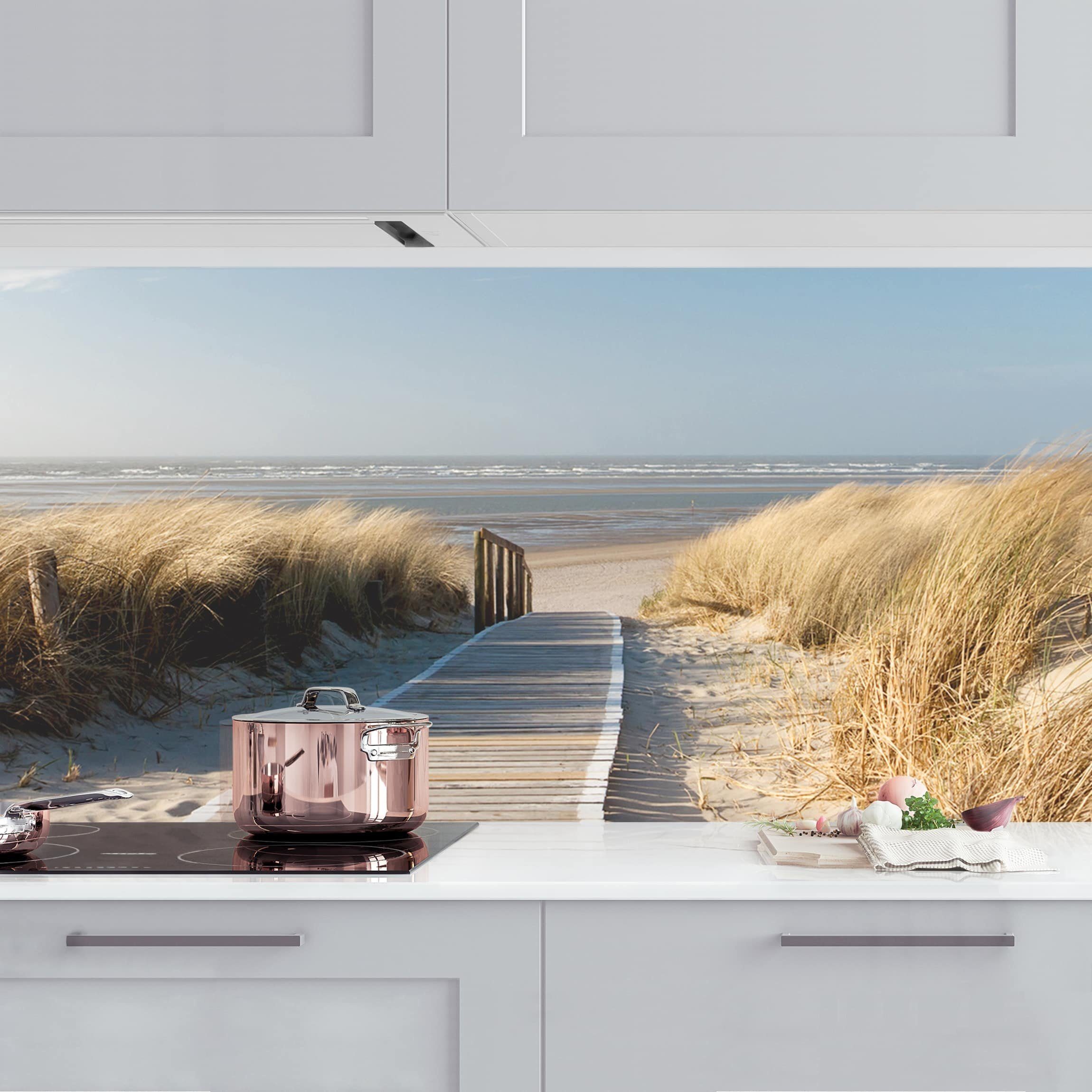 Bilderdepot24 Küchenrückwand beige dekor Natur Strand Meer Ostsee Strand Wandverkleidung Küche, (1-tlg., Nischenrückwand - für Fliesenspiegel ohne Bohren - matt), Spritzschutz Rückwand Küche Herd - Folie selbstklebend versch. Größen