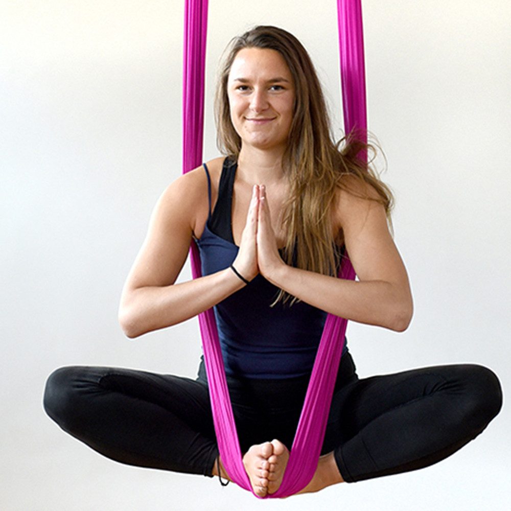 mydays Erlebnisgutschein Aerial Yoga Kassel, Schwerelos entspannen: Dein Aerial Yoga Erlebnis