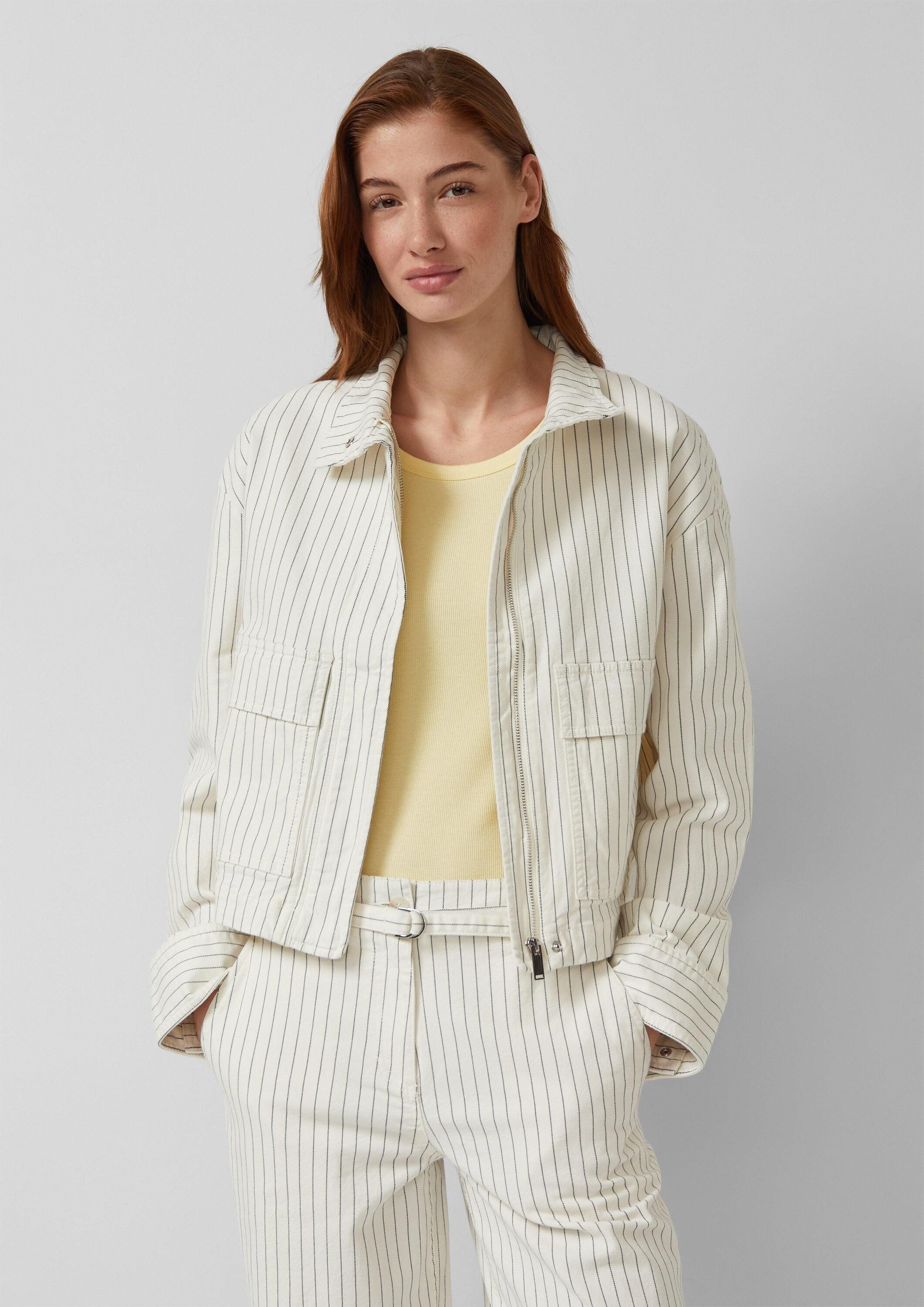 s.Oliver Funktionsjacke Indoor-Jacke Jacke mit Nadelstreifen und Stehkragen
