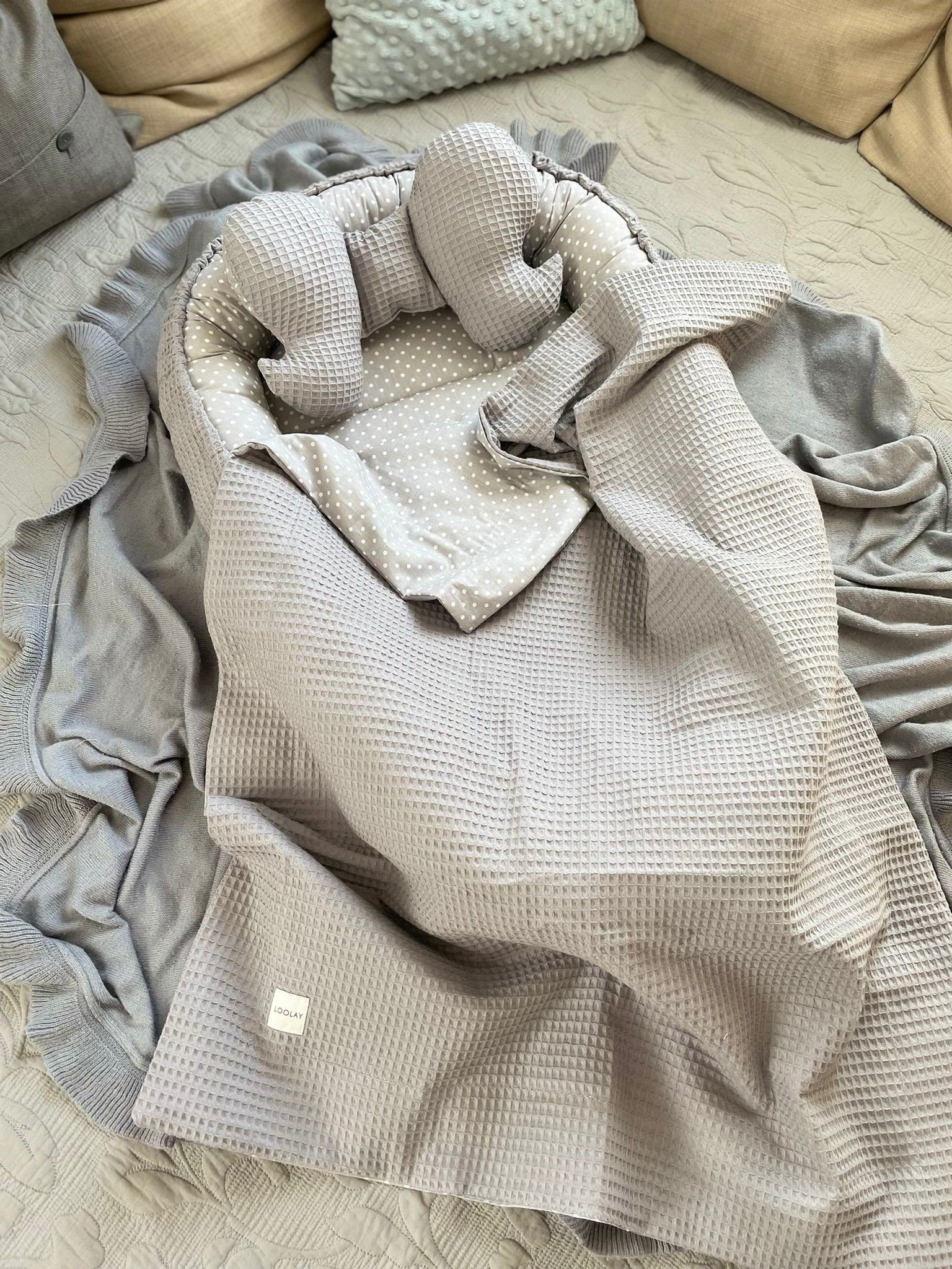 Loolay Bettnestchen WAFFELPIQUE Baumwolle BABYNEST Babykokon Neugeborene Babyaustattung, (Reisebett Nestchen SOLO/ o. in Geschenk SETS, 5-tlg., 4 Jahreszeiten A – Bild 5 von 5