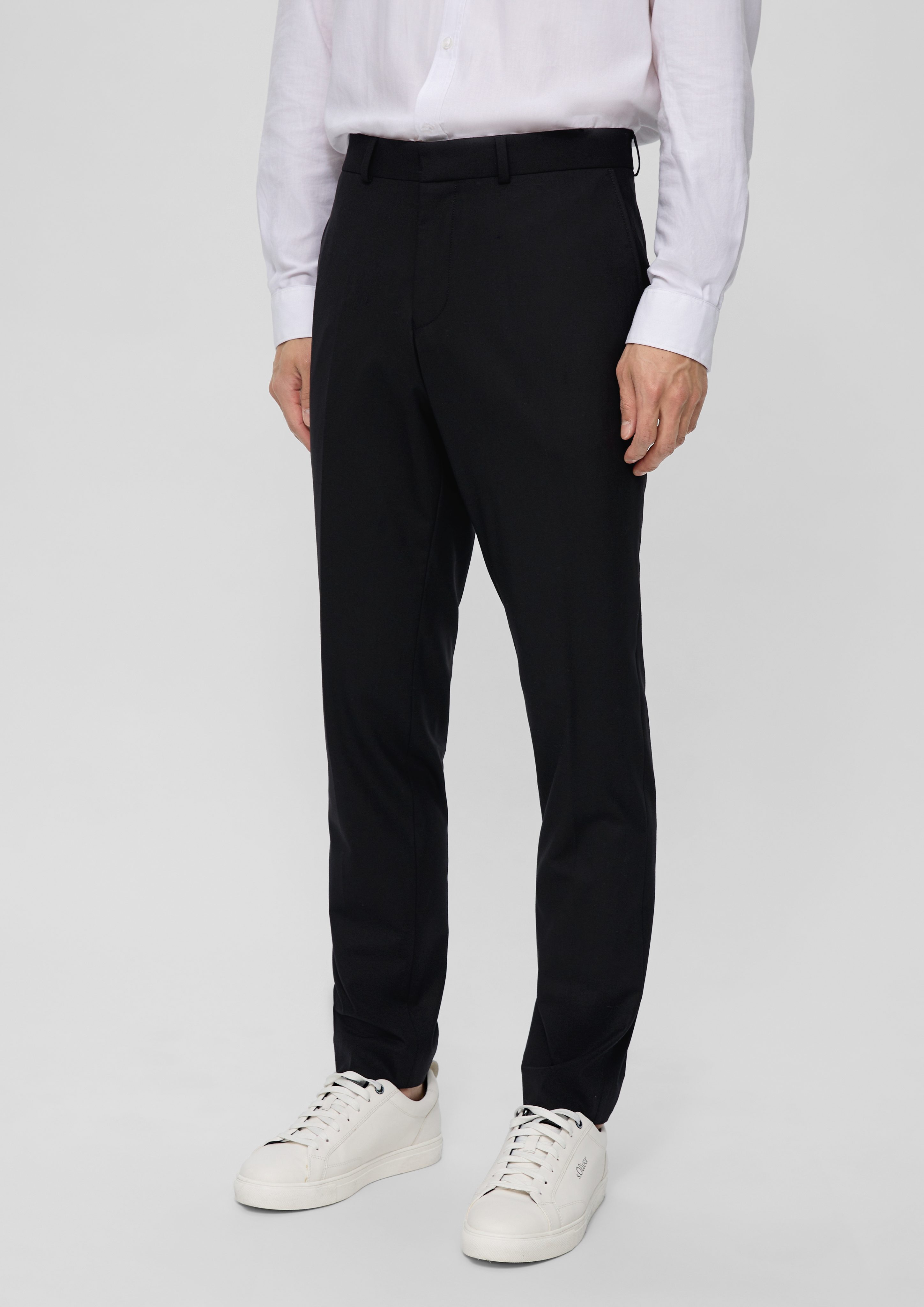 Wollmix Anzughose s.Oliver in schwarz Slim: Elastische Stoffhose