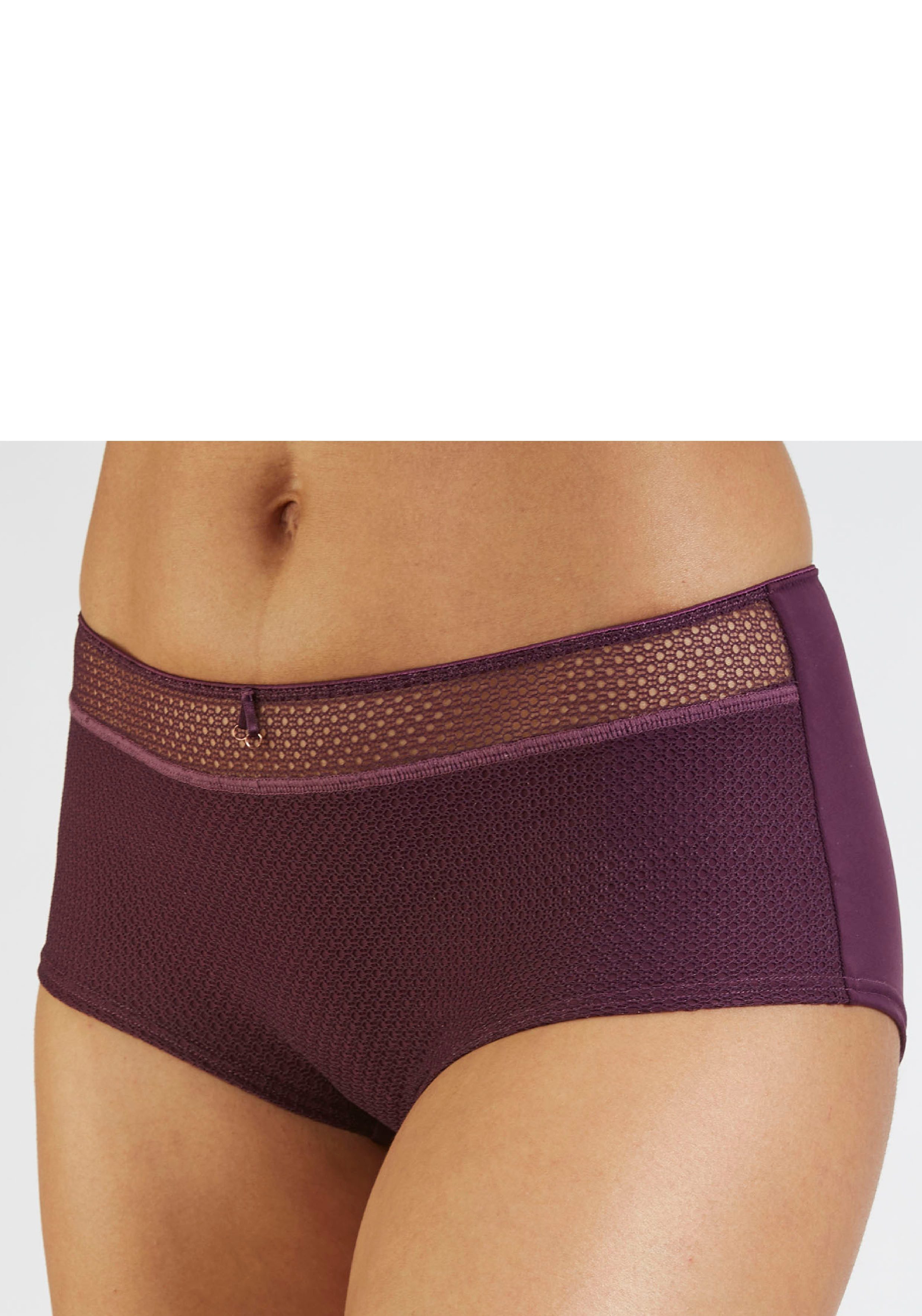 Nuance Panty mit feiner Zierschleife und Schmuckaccessoire