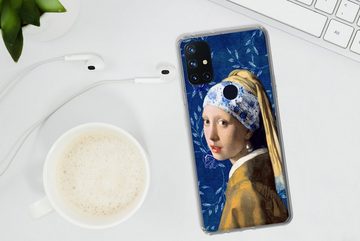 MuchoWow Handyhülle Mädchen mit Perlenohrring - Delfter Porzellan - Vermeer - Blumen -, Phone Case, Handyhülle OnePlus Nord N10 5G, Silikon, Schutzhülle