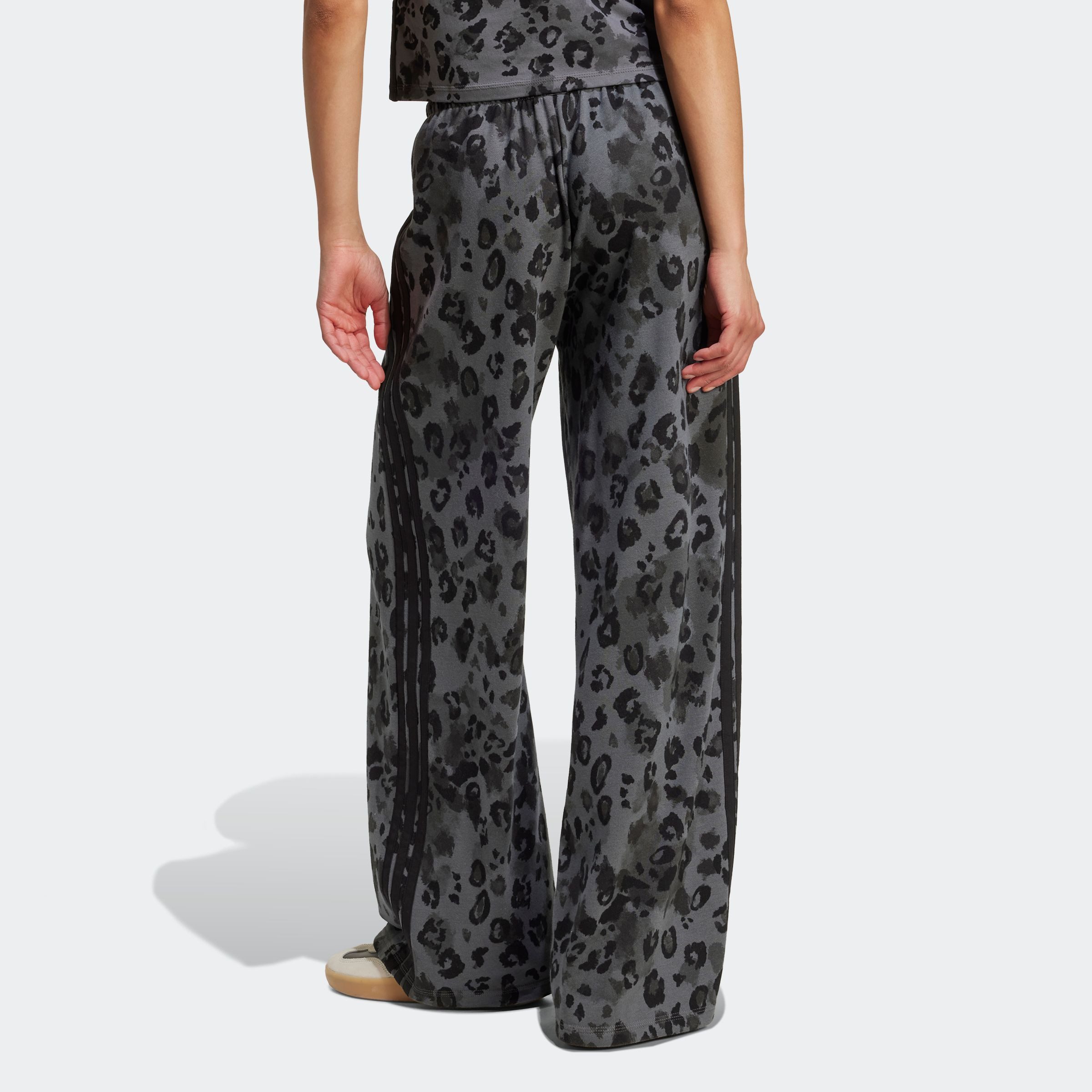 adidas Sportswear Sporthose W AOP FT PT (1-tlg) locker geschnitten, weiter günstig online kaufen