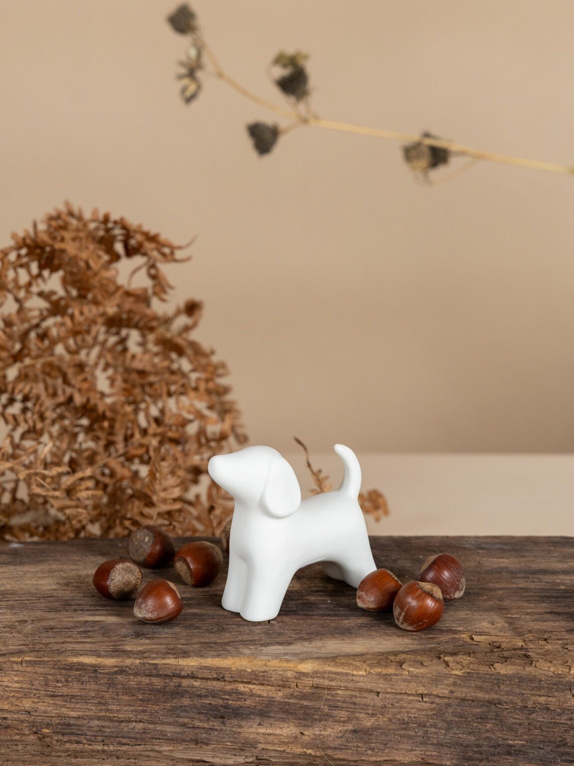 Storefactory Dekoobjekt Alve Keramikfigur minimalistischer Hund Scandi Design, Dekofigur aus Keramik