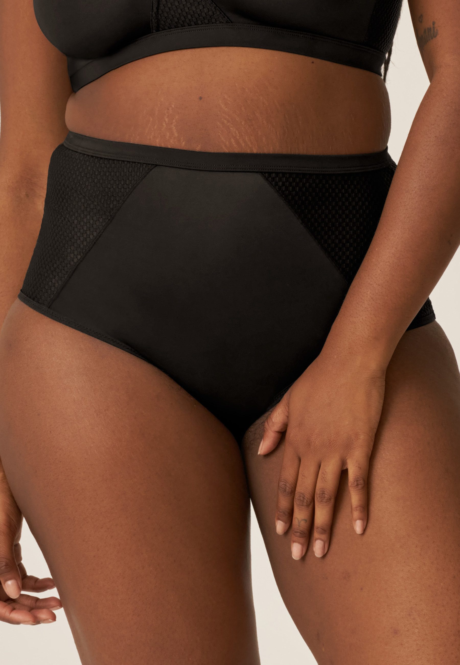 Naturana Taillenslip Modern Minimizer (1-St) hoch ausgeschnitten, elastisch, figurformend, eng, basic, bequem