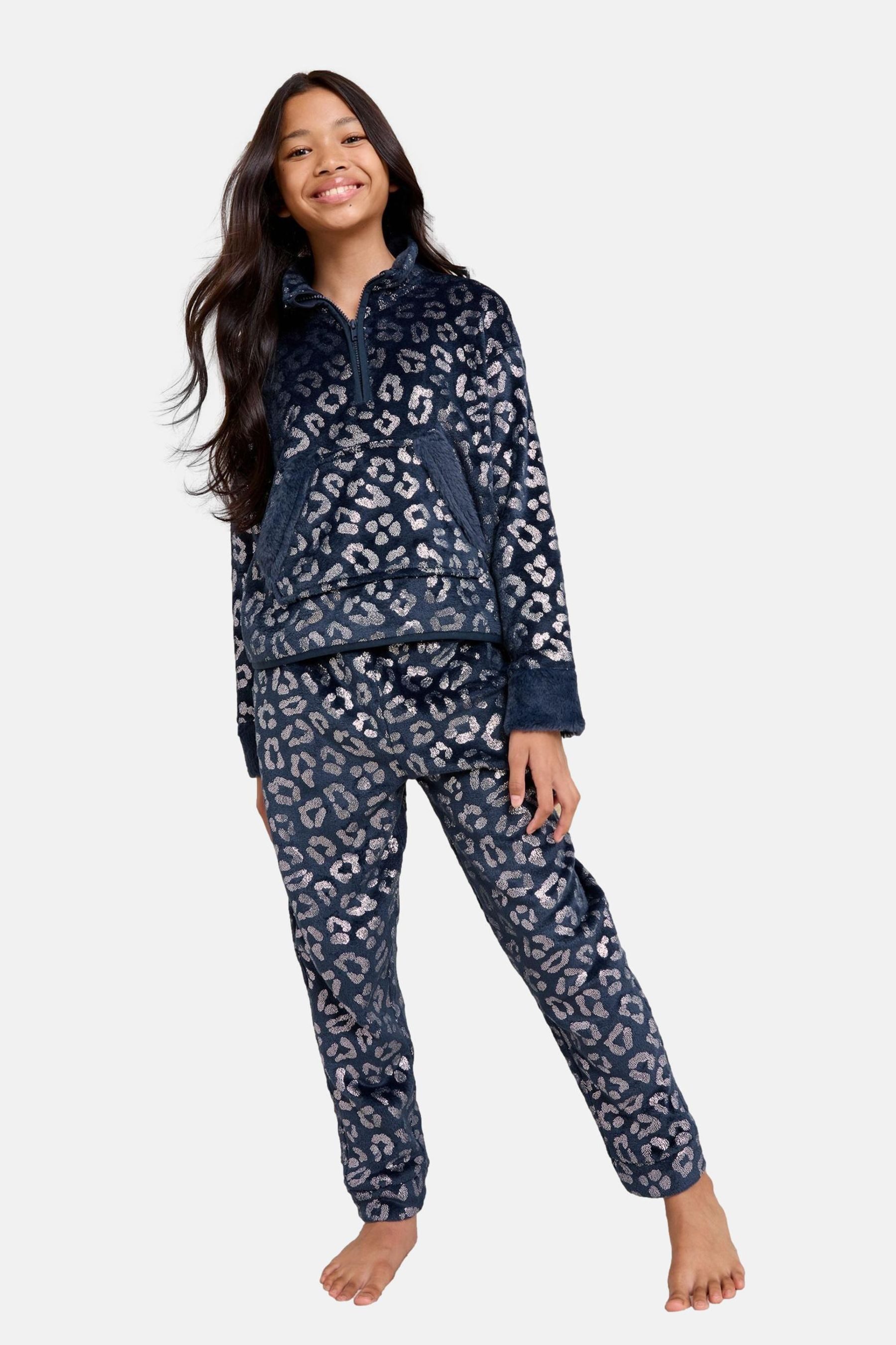 Pyjama Lipsy Weicher Pyjama mit foliertem Leomuster