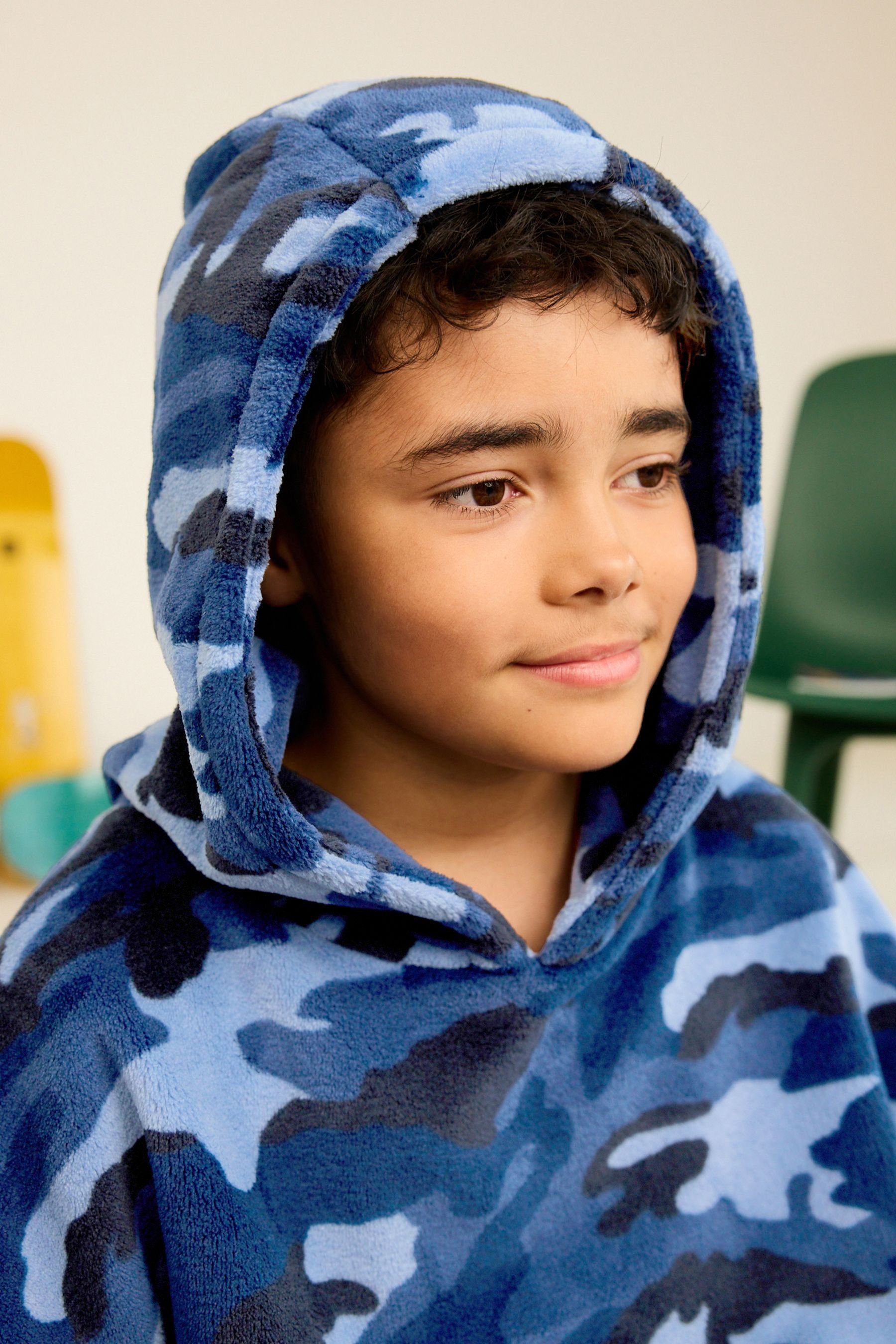 Camouflage Blue Decke mit Kinderbademantel (recycelt), Next Kapuze, Navy Polyester Polyester