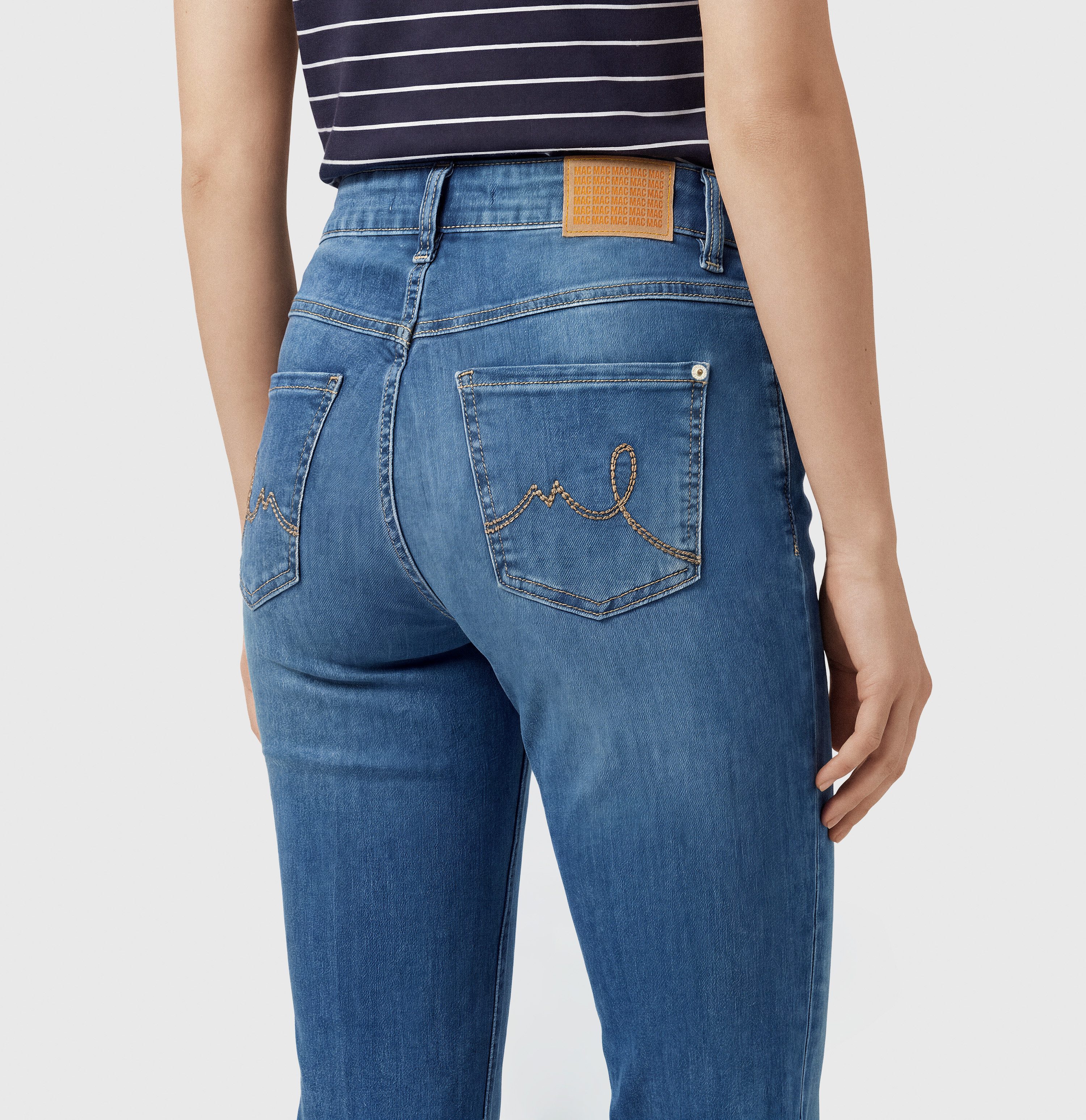 MAC Bootcut-Jeans LAURA Figurformende Denim-Qualität – Bild 4 von 5