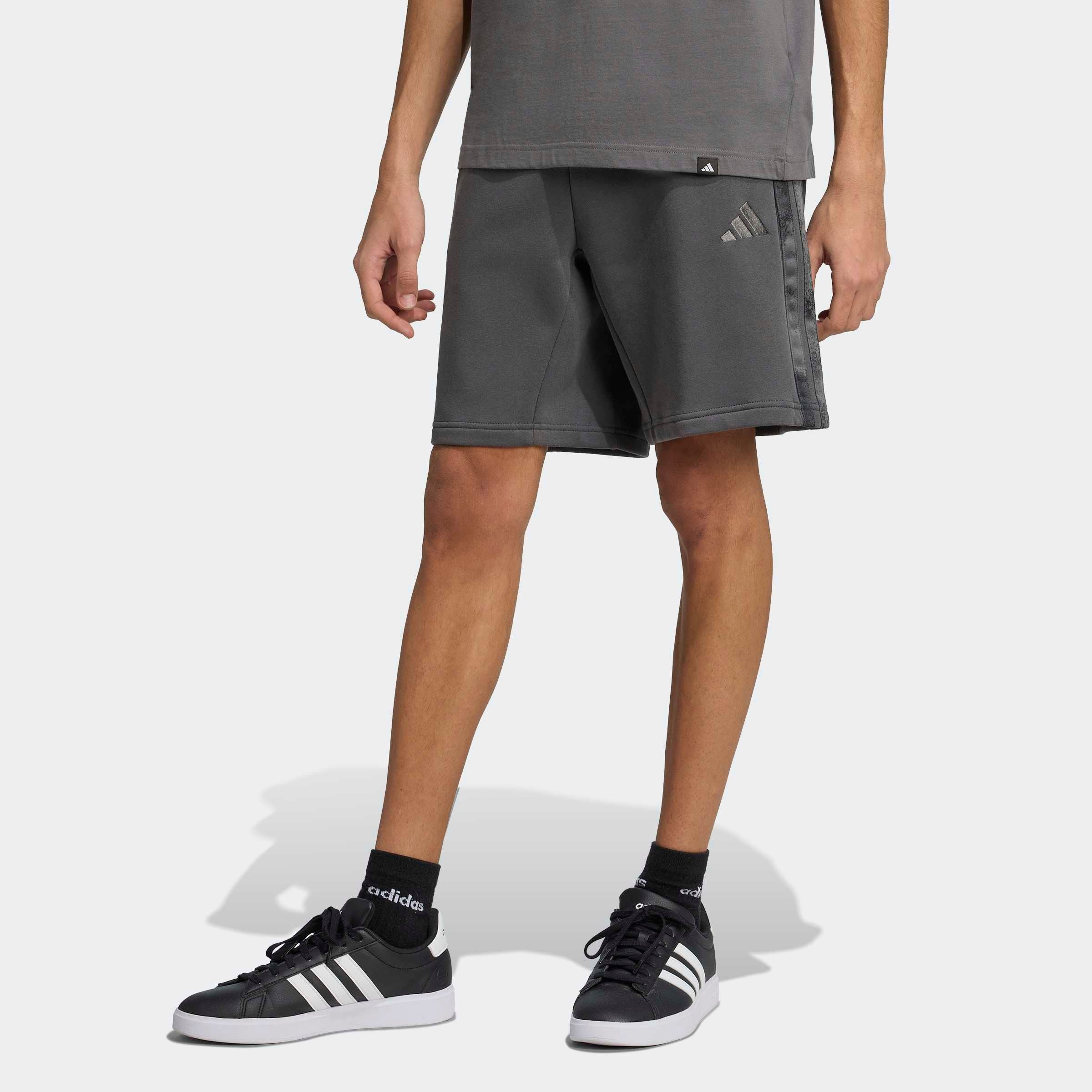 adidas Sportswear Shorts M SEA AOP günstig online kaufen