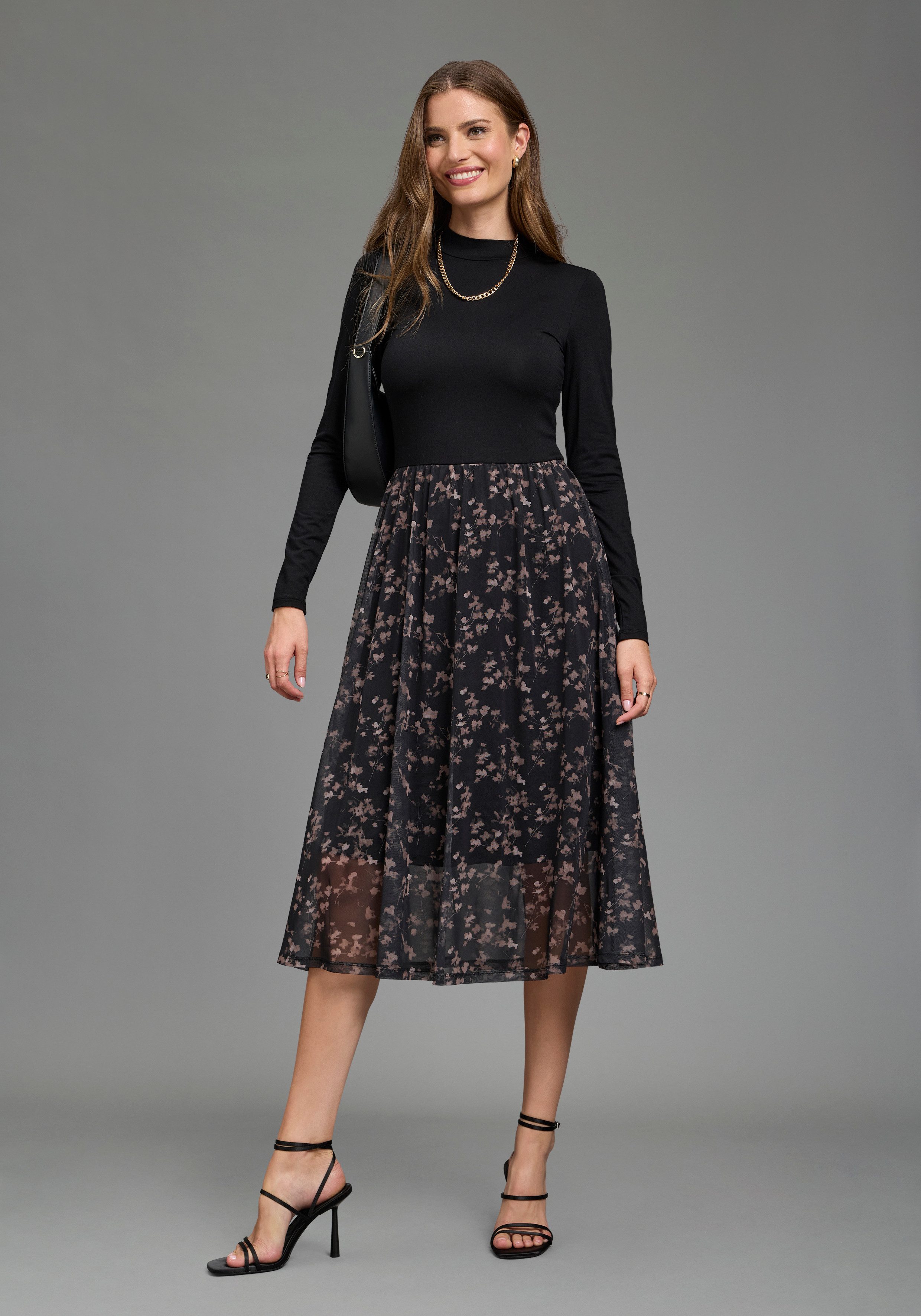 Zum Outfit 11