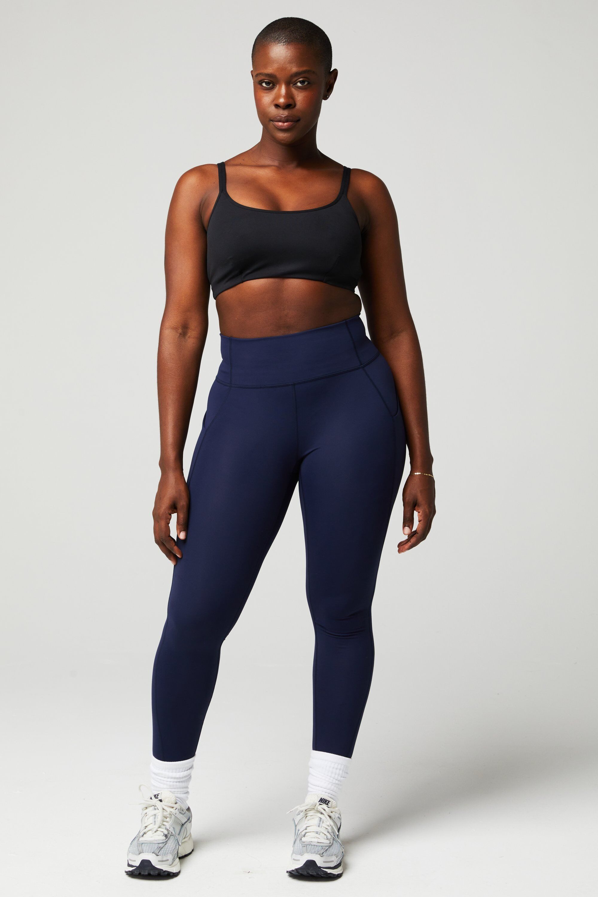 Fabletics Leggings Oasis PureLuxe High-Waisted aus blickdichtem Stoff und mit mittlerer Kompression