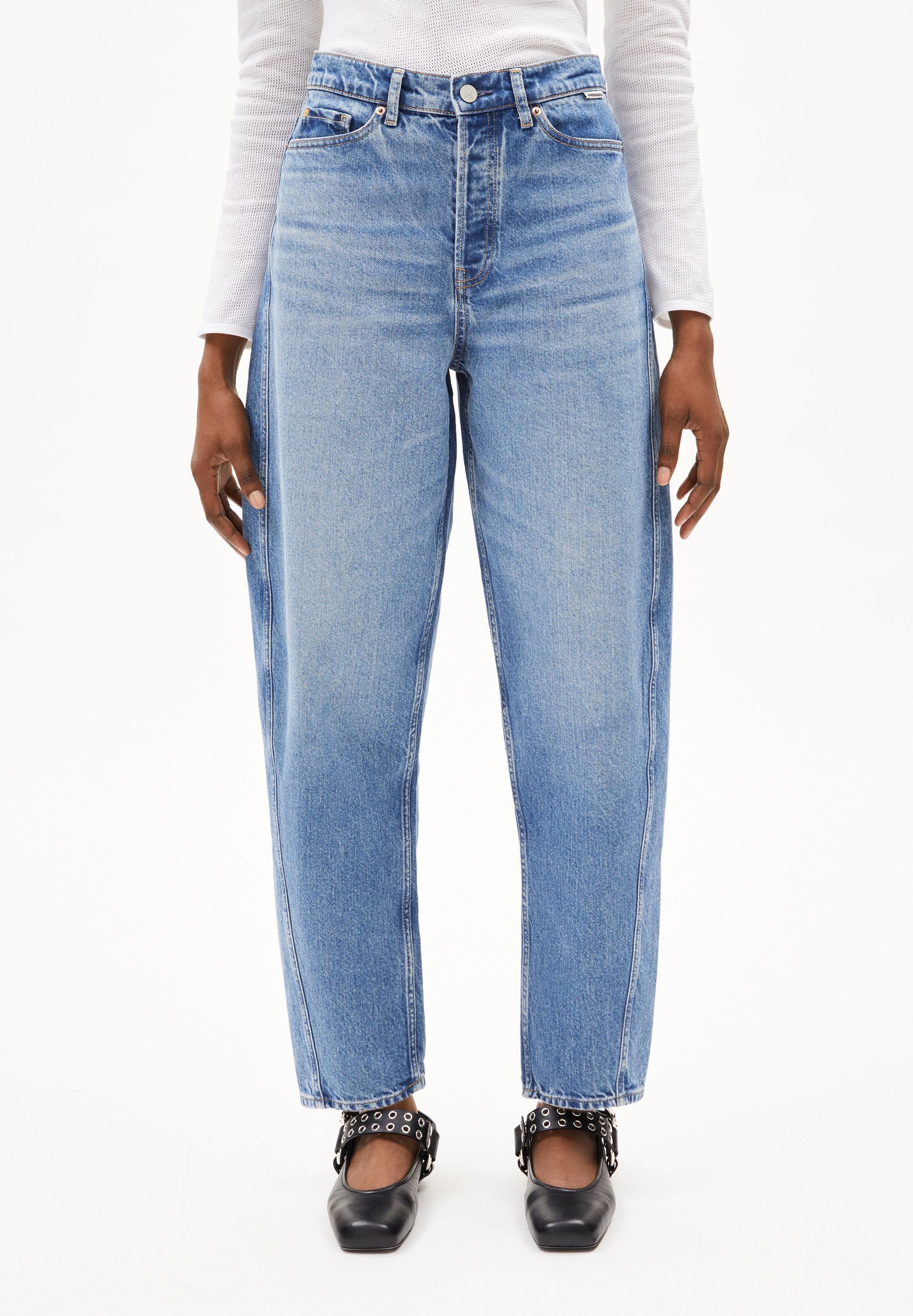 Weite Jeans BAARELL Barrel Jeans recycelte Baumwolle