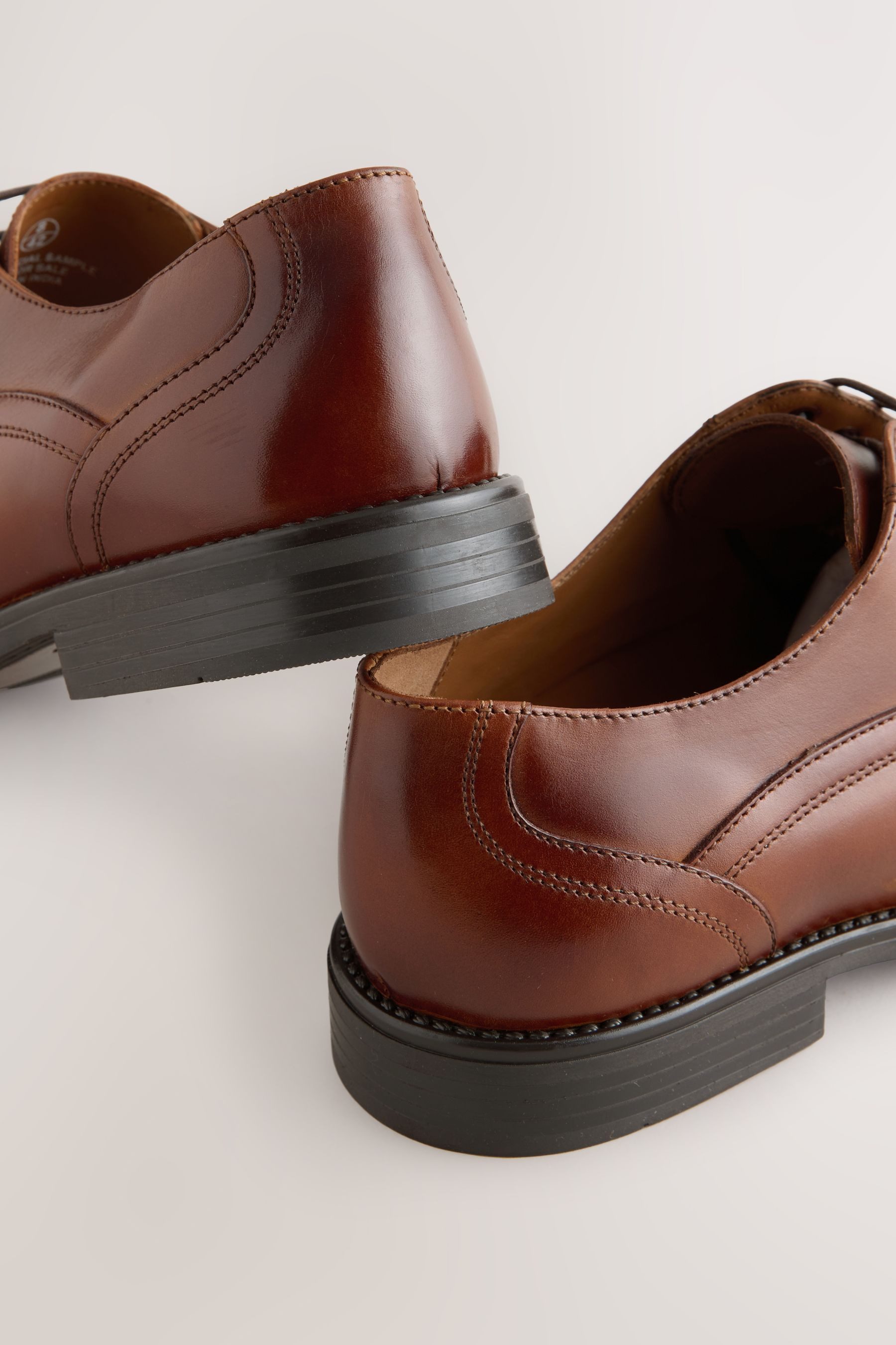 Next Derbyschuhe mit Zehenkappe Schnürschuh (1-tlg)