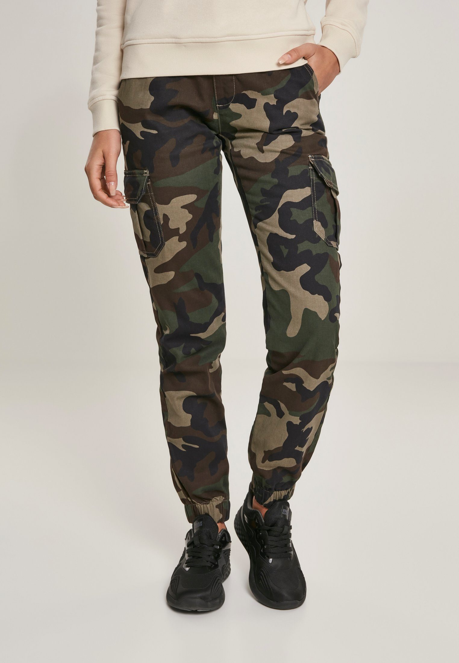Woodcamo