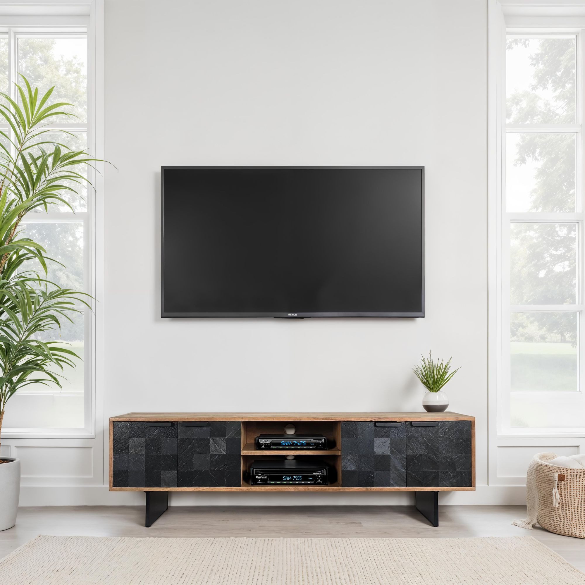 Wohnling Lowboard WL7.025 Akazie Massivholz 150 cm TV Board mit Steinoptik Fronten Groß (vier Türen, 150 cm, Akazie Massivholz Steinoptik), TV-Schrank Industrial Fernsehtisch, TV-Kommode