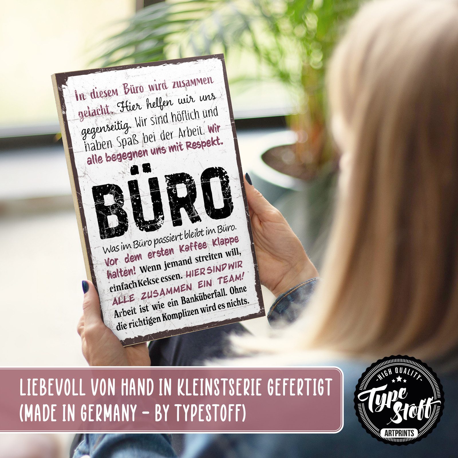 TypeStoff Wandbild TypeStoff Holzschild mit Spruch – BÜRO – im Vintage-Look, Büro, inklusive Einlassaufhänger