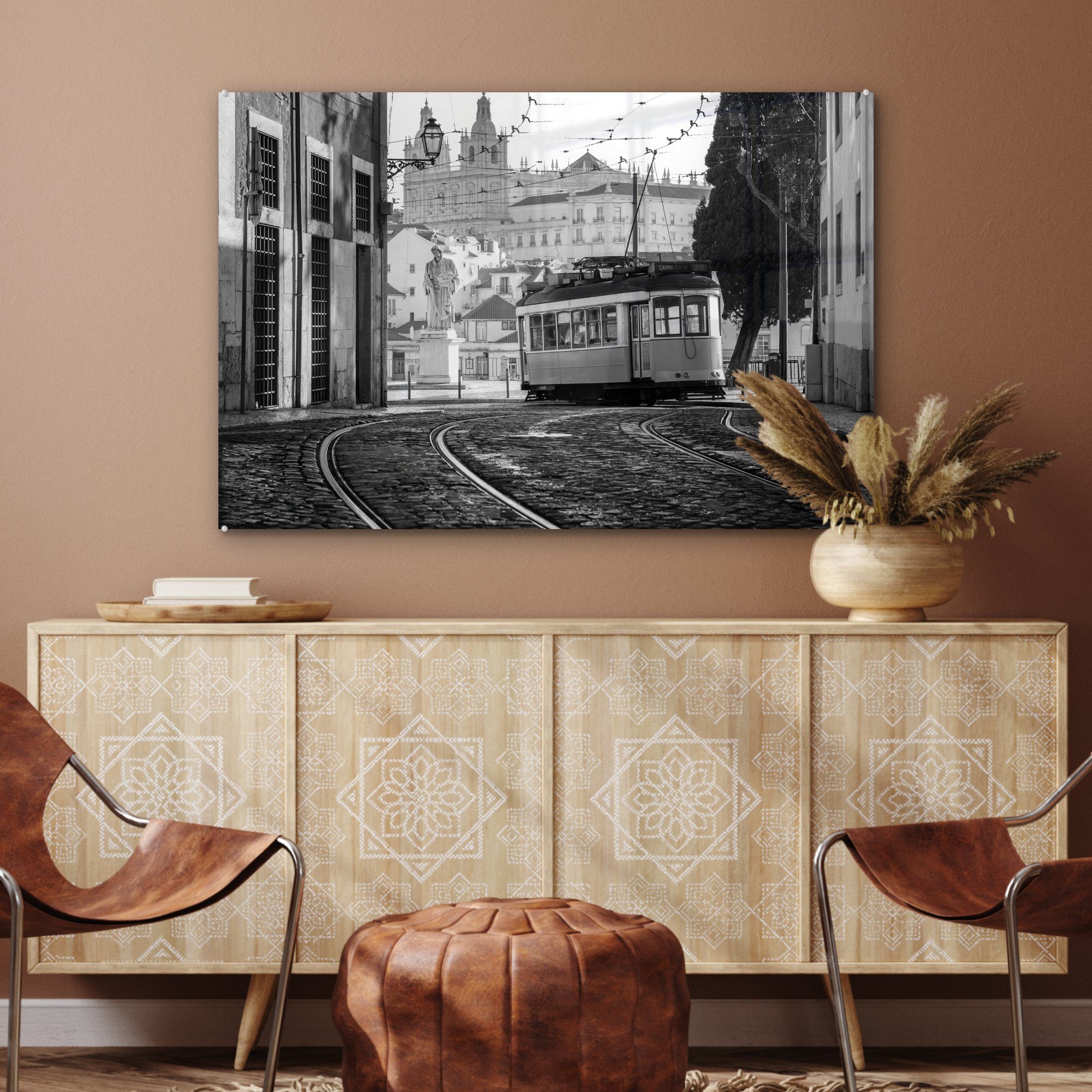 MuchoWow Acrylglasbild Portugal - Lissabon Straßenbahn Acrylglasbilder Schwarz St), & - Weiß, (1 - - Schlafzimmer Wohnzimmer