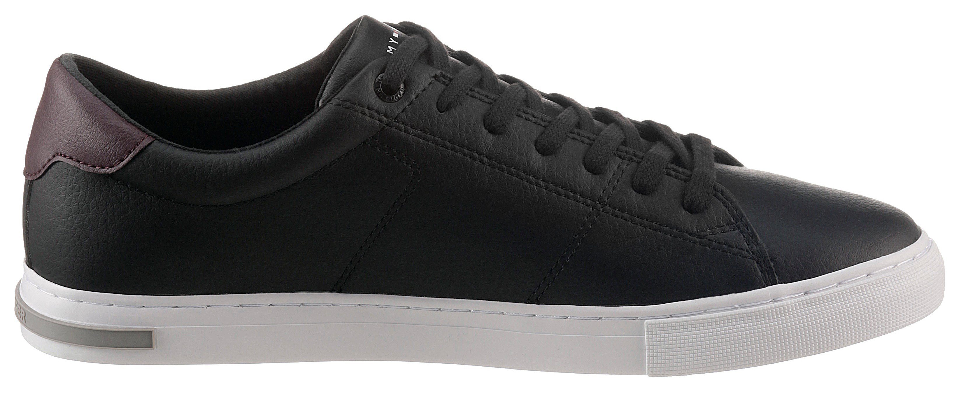 Tommy Hilfiger ESSENTIAL LEATHER DETAIL VUL Sneaker, Freizeitschuh, Halbschuh, Schnürschuh mit gepolstertem Schaftrand – Bild 4 von 5