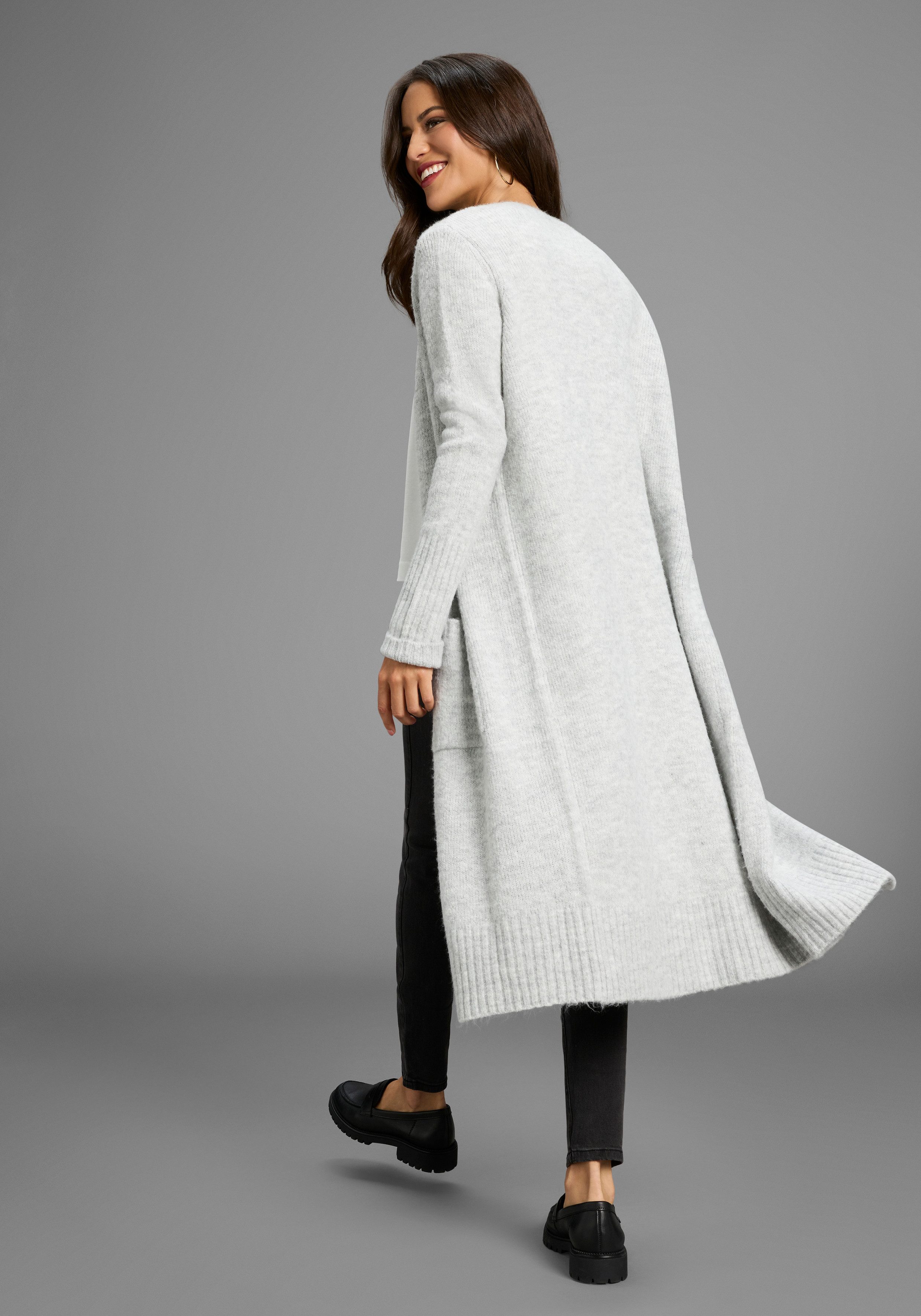 Laura Scott Strickjacke mit lässigem Schnitt und Taschen günstig online kaufen