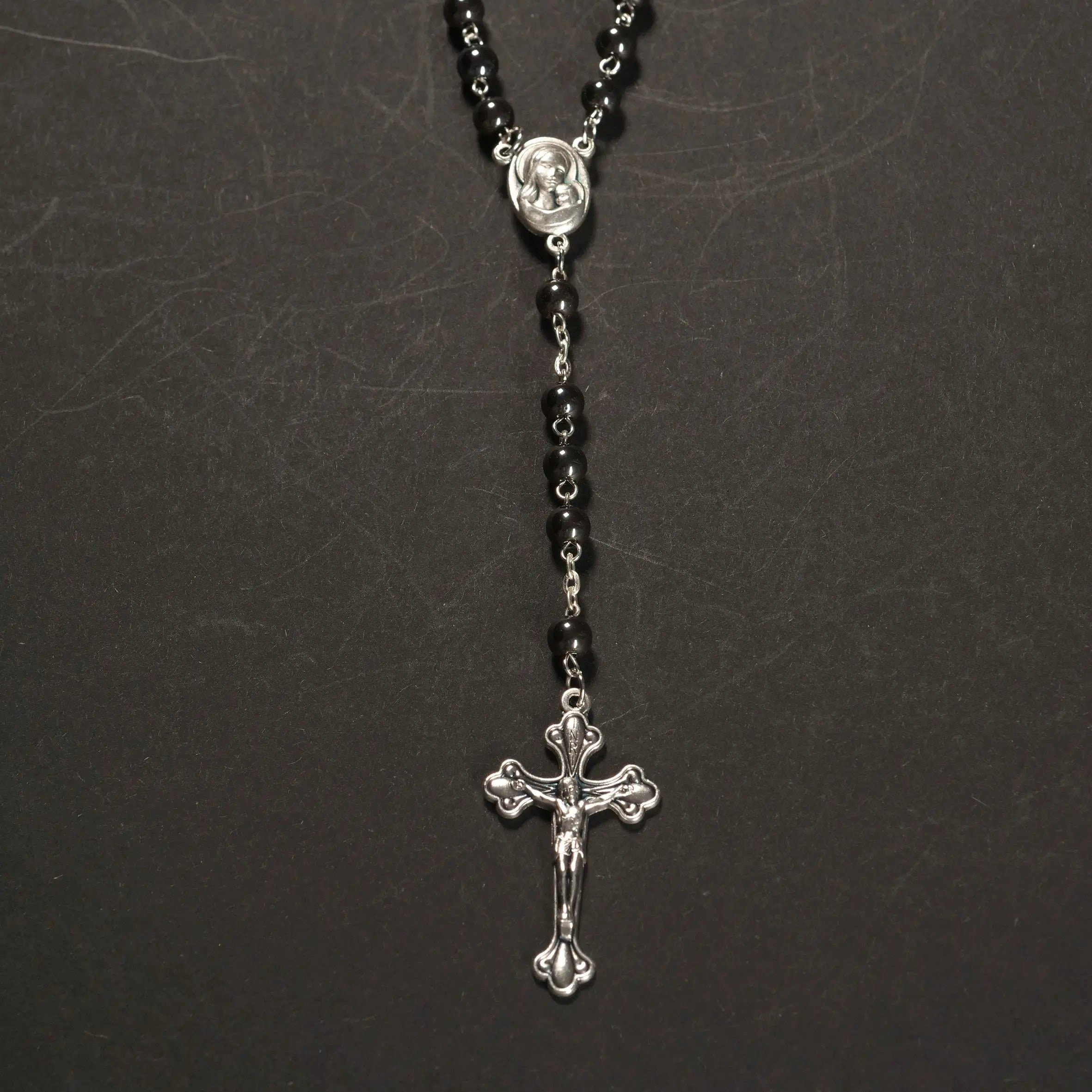 ovalen Dekoobjekt mit aus Gebetskette, Bethlehem, handgemacht, Schmuck Christlicher Kassis Rosenkranz Hämatitperlen,
