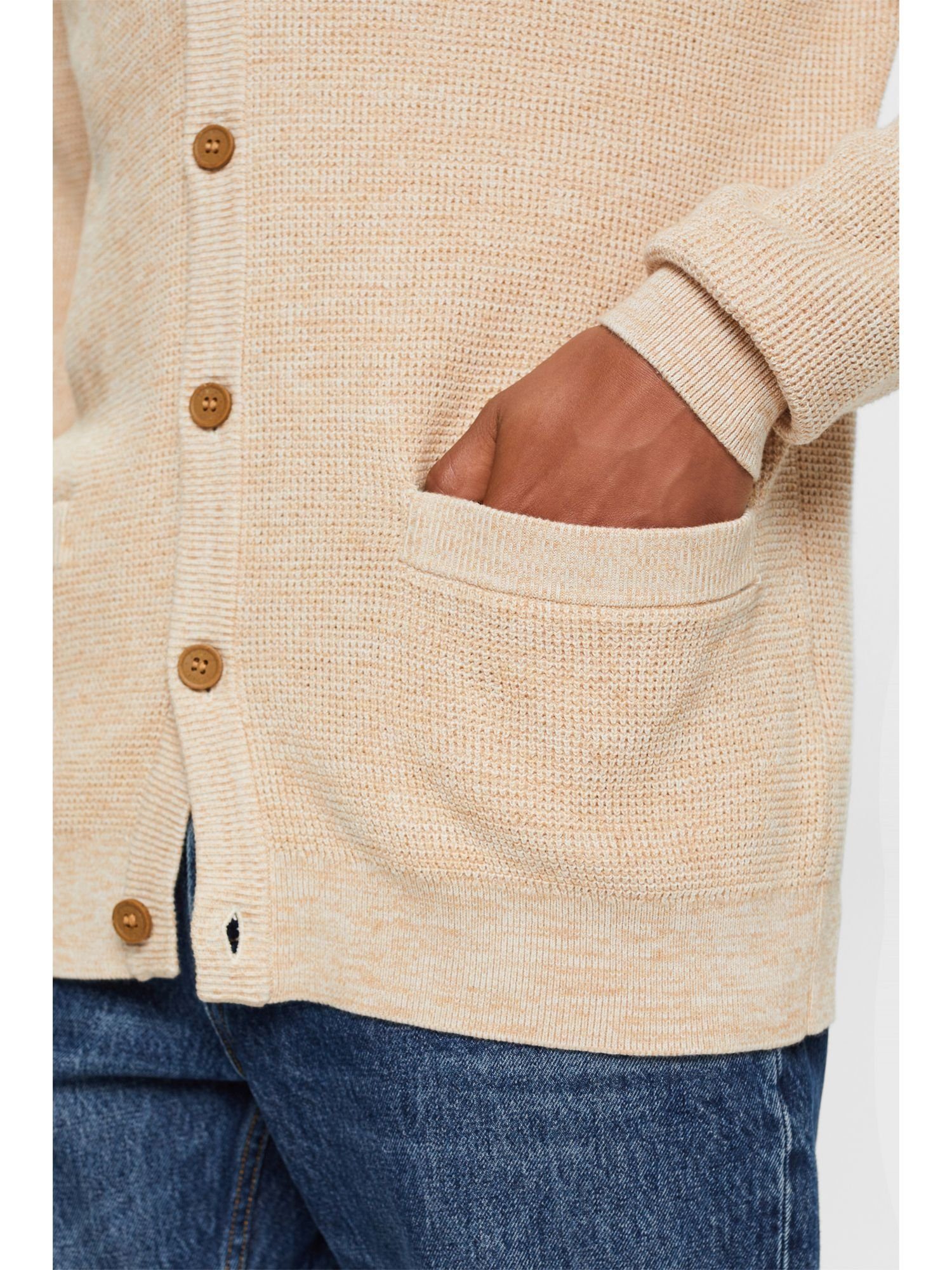 % Esprit Cardigan mit LIGHT Baumwolle 100 (1-tlg) V-Ausschnitt, Strickjacke BEIGE