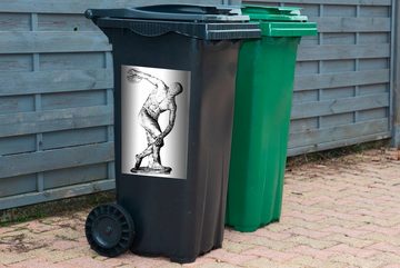 MuchoWow Wandsticker Illustration einer geschnitzten Statue namens Diskuswerfer (1 St), Mülleimer-aufkleber, Mülltonne, Sticker, Container, Abfalbehälter
