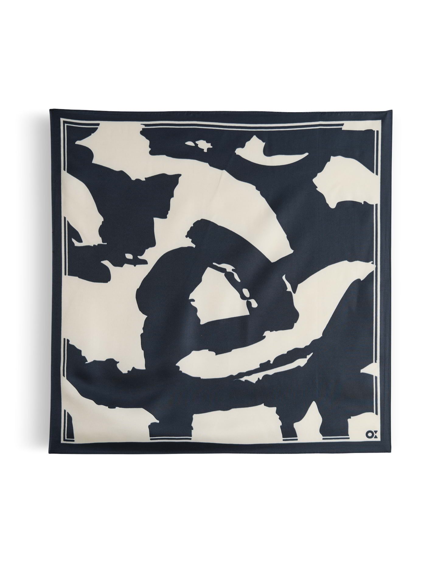 OPUS PANTS Halstuch AURALI in feiner Twilloptik, quadratisch, glatter Griff, fließender Fall