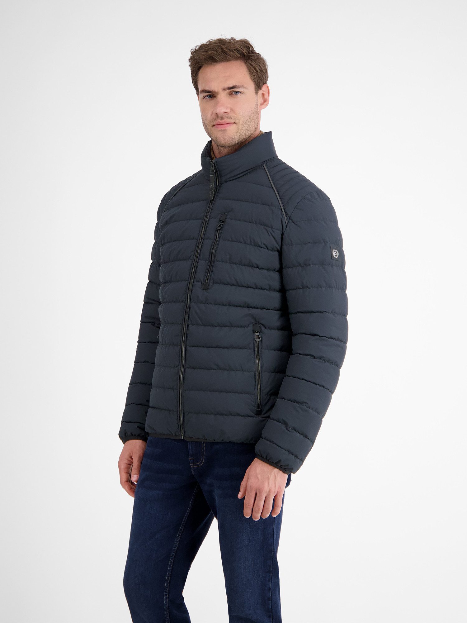 LERROS Steppjacke Light-Weight Herren Steppjacke Wasserabweisend, atmungsaktiv, Brust- und Seitentaschen, unifarben