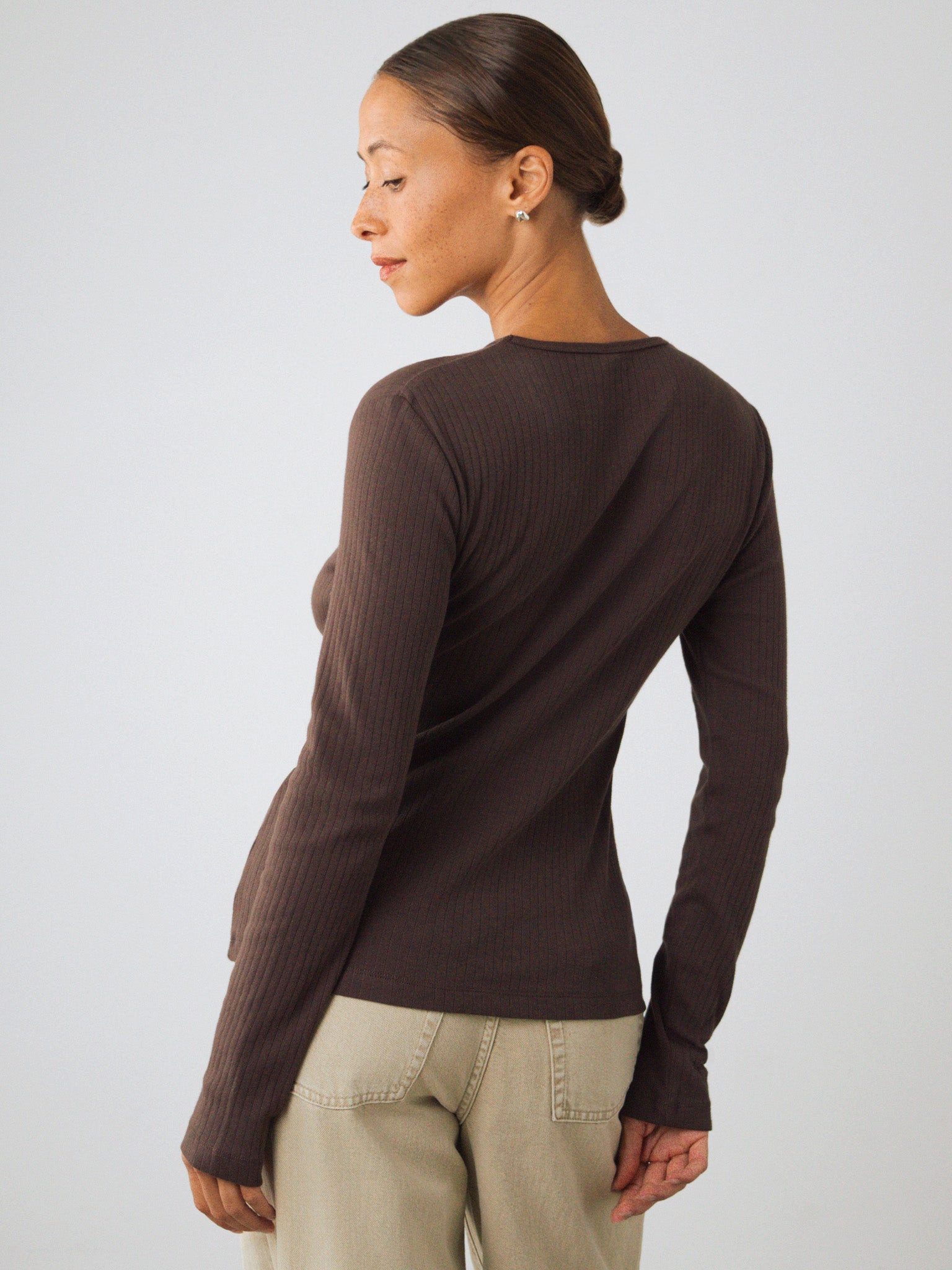 HONEST BASICS T-Shirt Geripptes Langarm Shirt aus Bio- und recycelter Baumwolle – Bild 5 von 5
