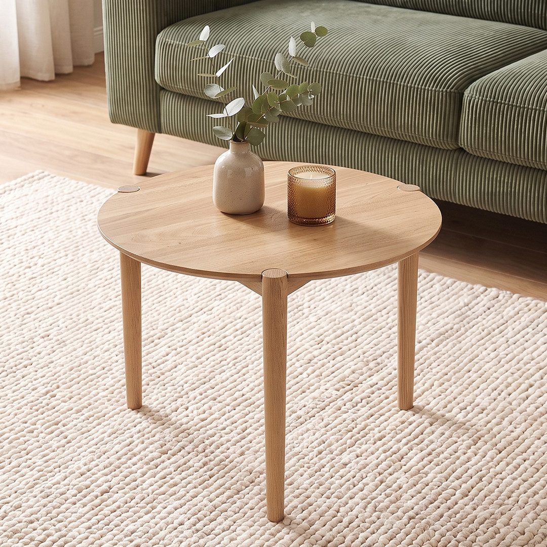 skølm Couchtisch Åsarna aus Eiche Massivholz (55 cm, geölt & lackiert), natur, bis 10kg belastbar, Beistelltisch rund, Sofatisch mit 3 Beinen