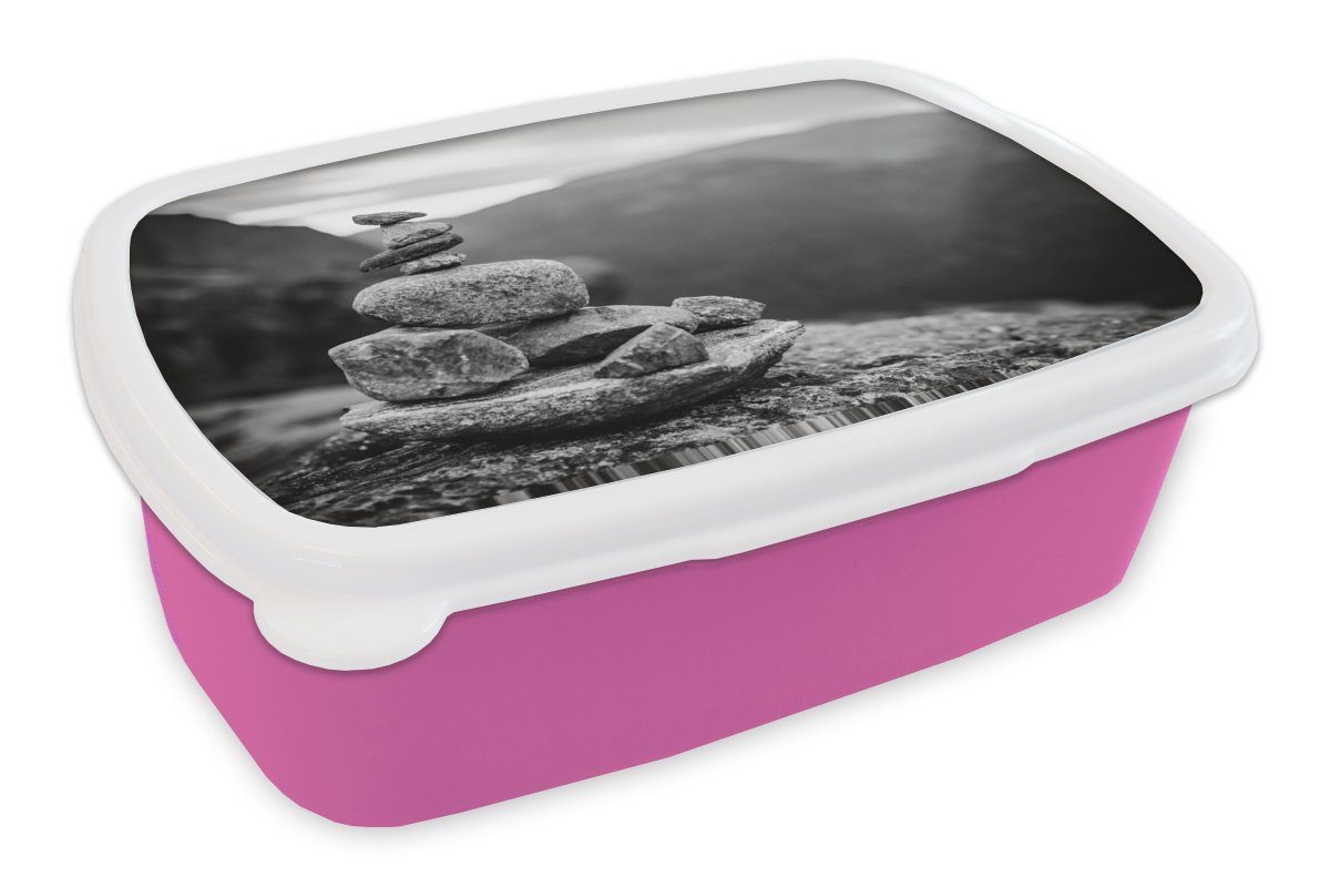 MuchoWow Lunchbox Balancierende Steine in Norwegen, Kunststoff, (2-tlg), Brotbox für Erwachsene, Brotdose Kinder, Snackbox, Mädchen, Kunststoff rosa