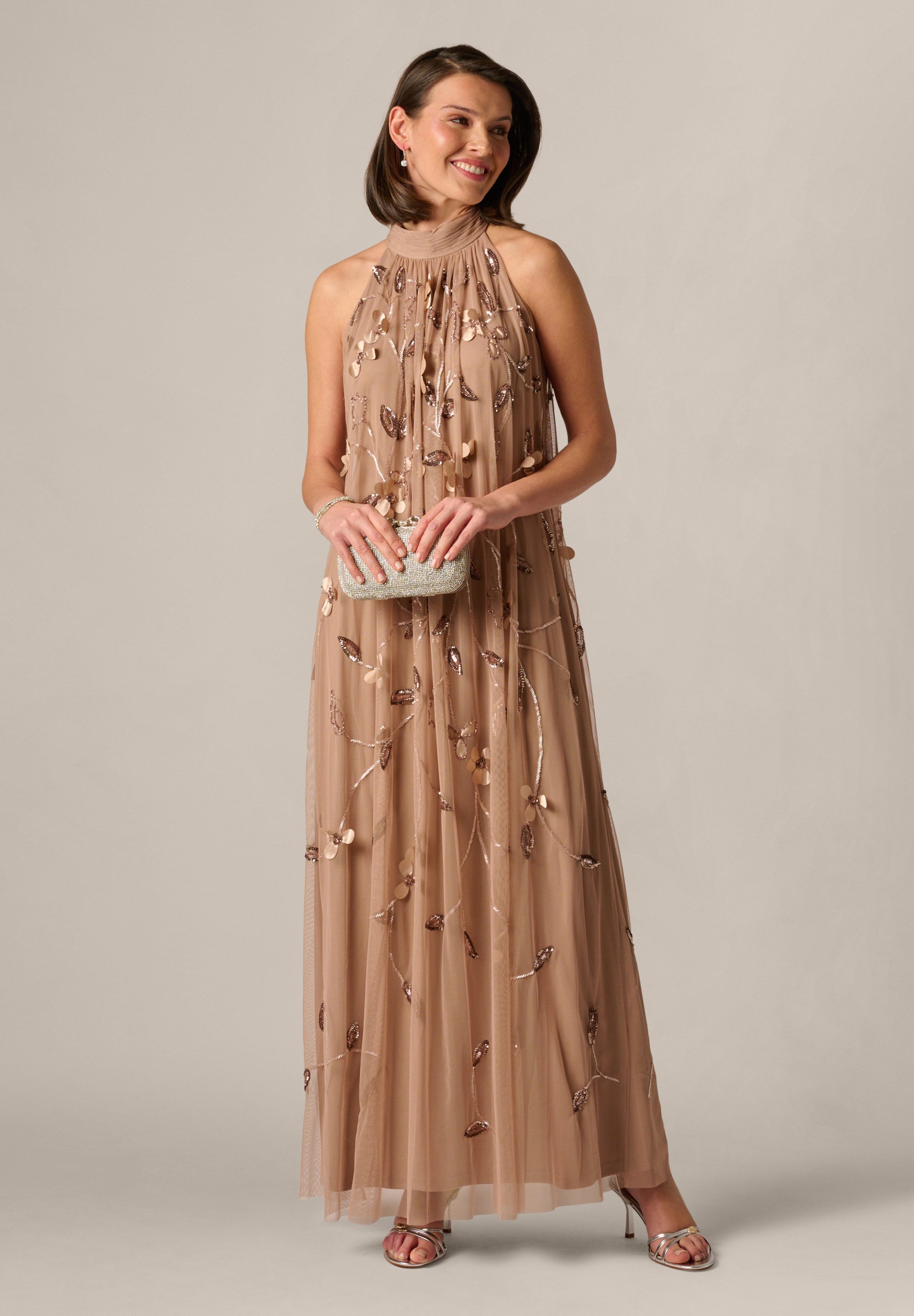 Adrianna Papell Abendkleid Bead Trapeze Maxi Dress Fließendes, A-förmiges Kleid aus Netzstoff mit Perlenverzierung