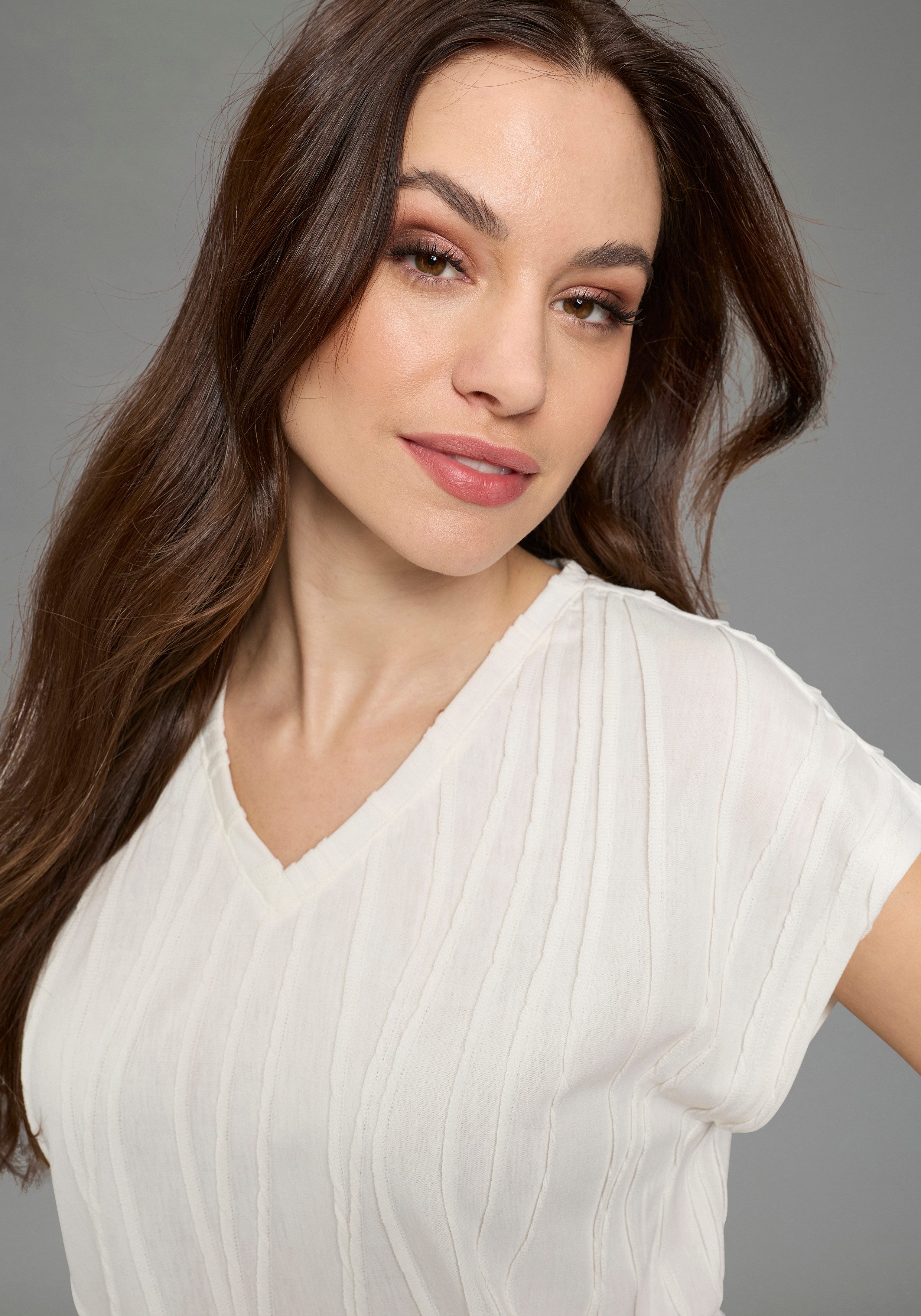 Bruno Banani V-Shirt mit V-Ausschnitt und Strukturmuster
