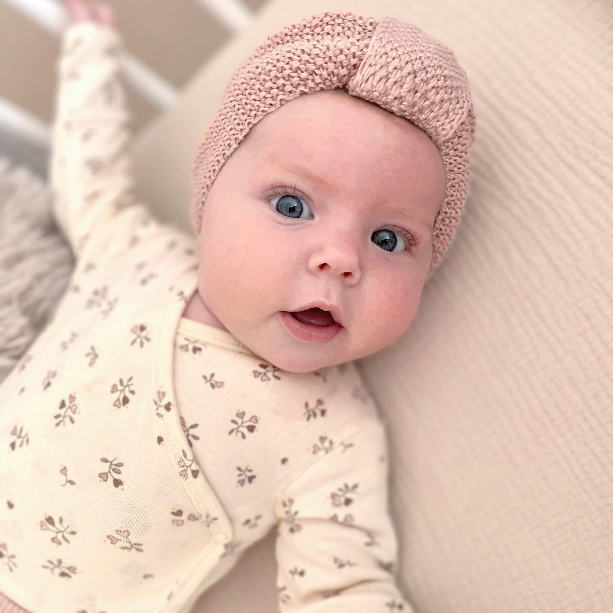 Nordic Coast Company Strickmütze (2-er Set) Baby Turban für Neugeborene - 100% Baumwolle - Natur Weiß