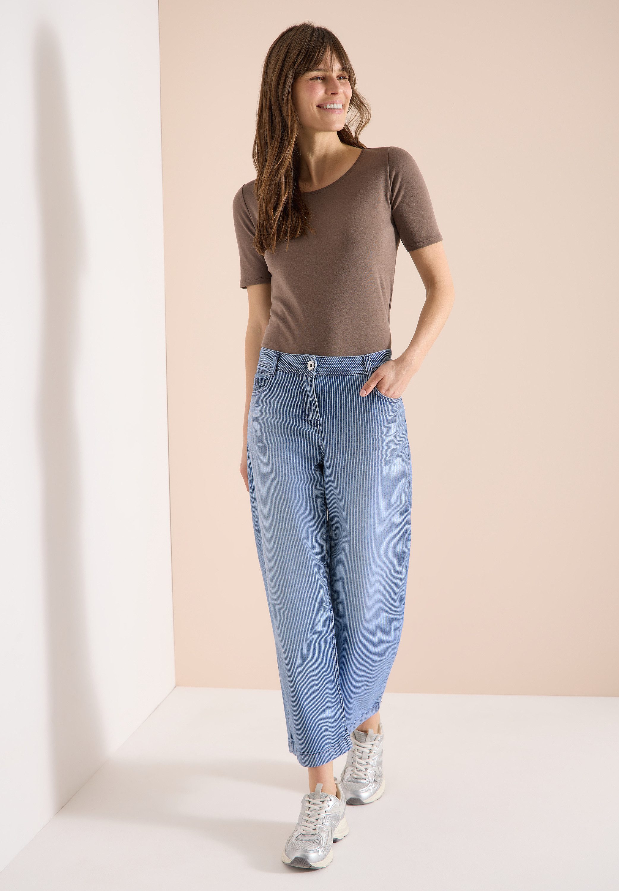 CECIL Loose-fit-Jeans aus Baumwolle mit Stretchanteil – Bild 4 von 5