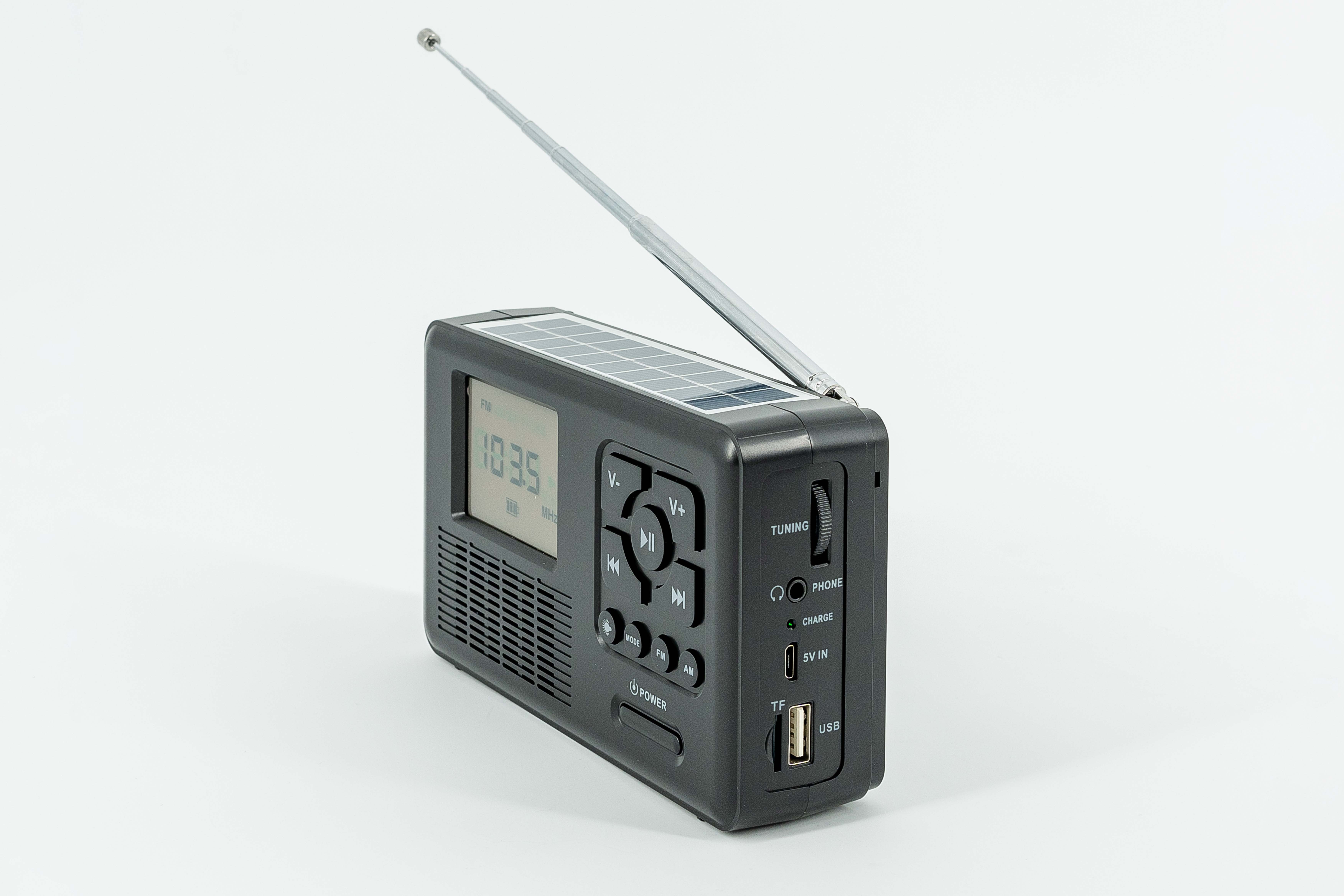 Reflexion Radio (16,00 W, TRA550 Solarkurbelradio)