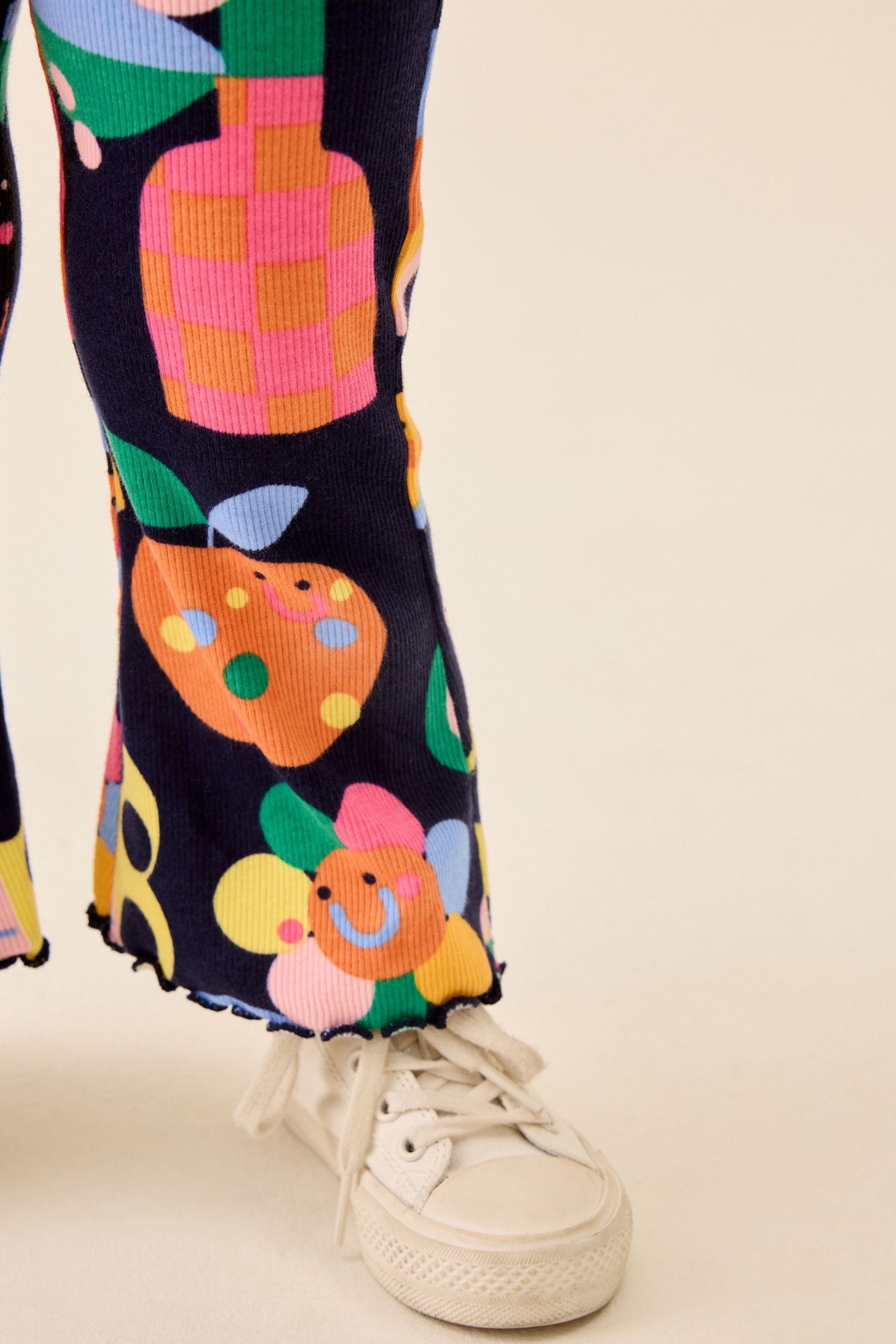 Next Leggings Geblümte Leggings mit Schlag (1-tlg)