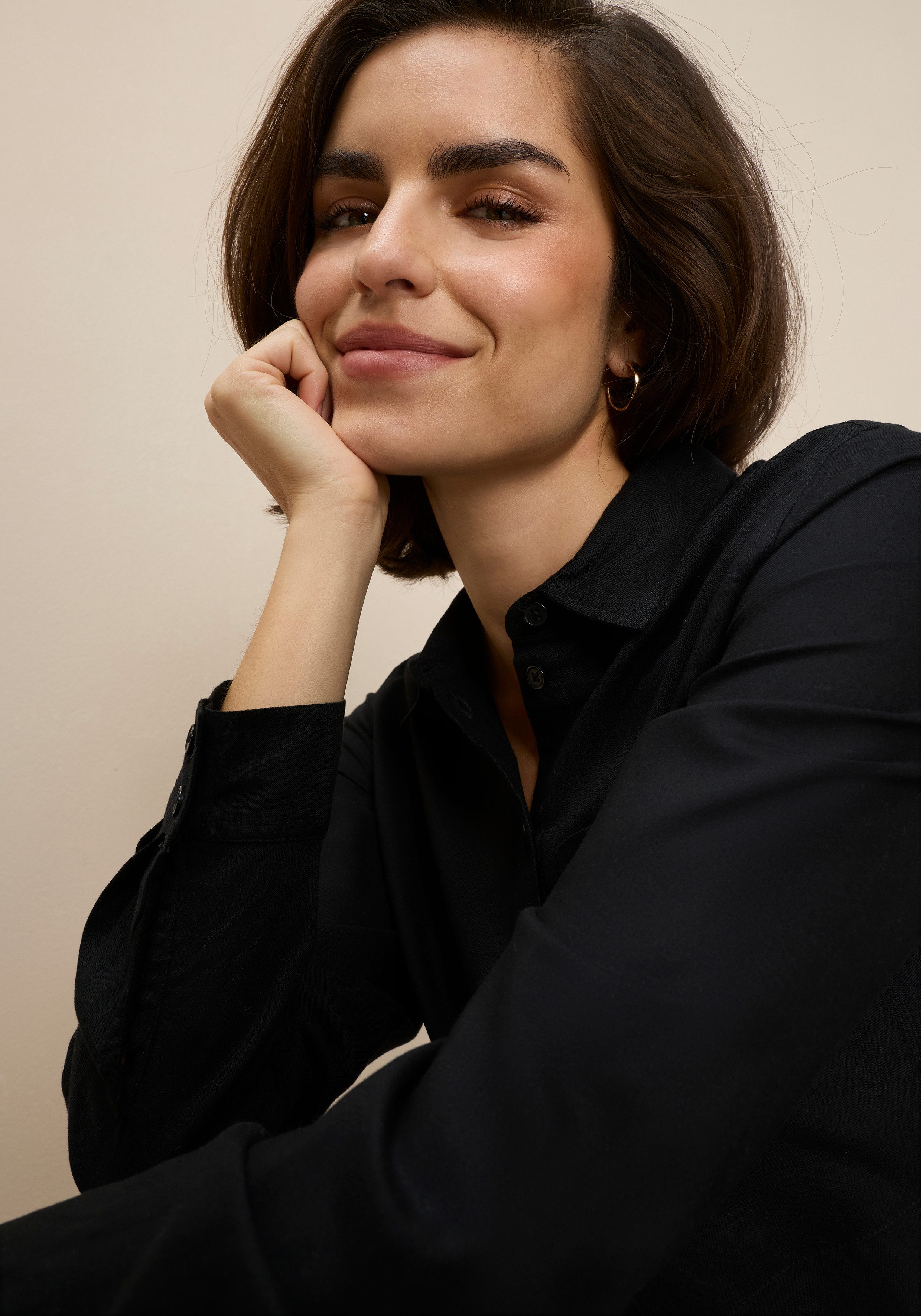 Tamaris Hemdbluse im Oversize-Look mit Taschen