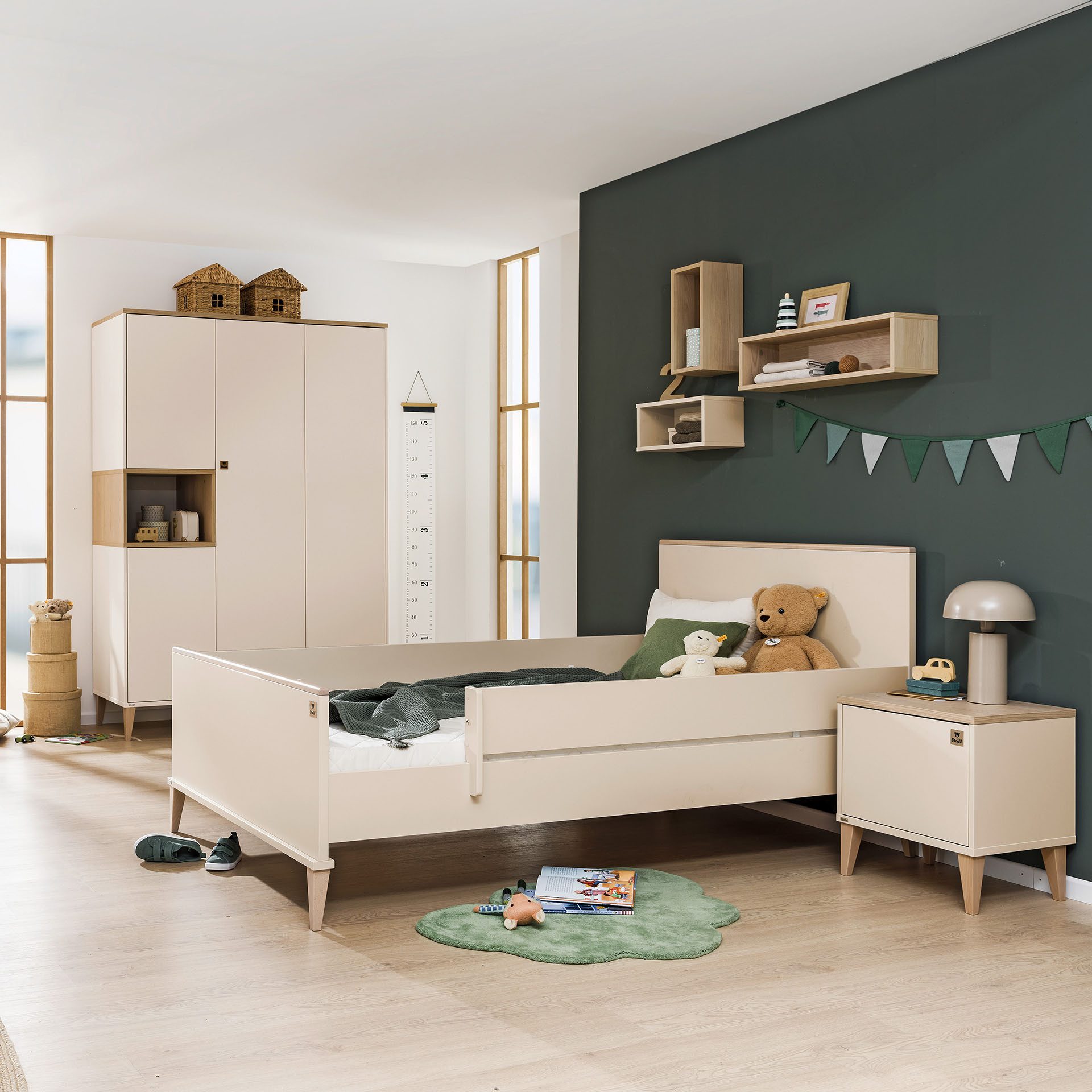 PAIDI Kinderbett MILA & BEN Steiff by PAIDI, 120x200cm, Beige mit Massivholz, zeitloses und langlebiges Einzelbett, geprüfte Qualität