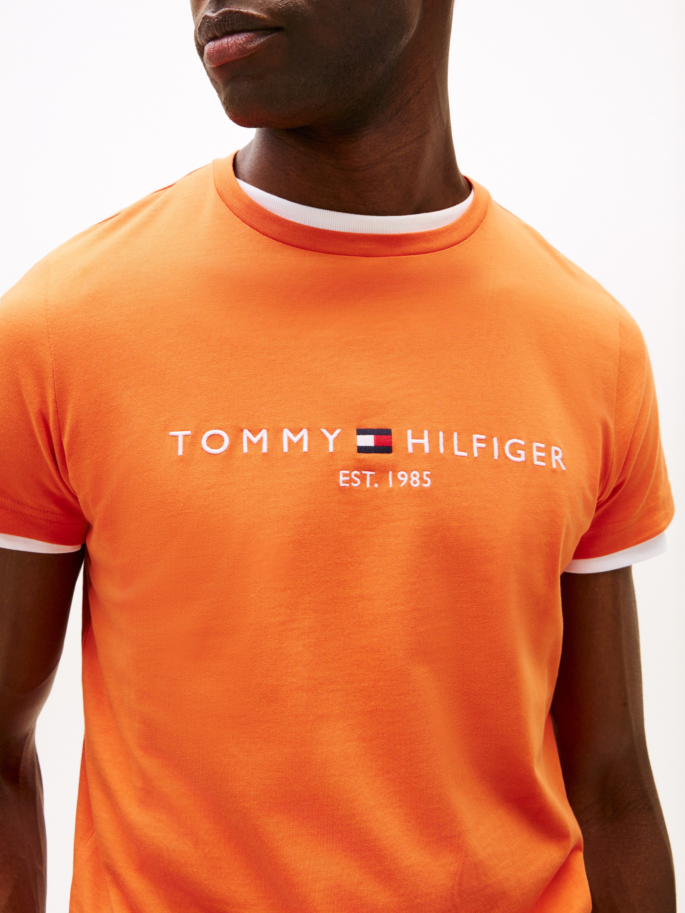 Tommy Hilfiger T-Shirt TOMMY LOGO aus reiner Baumwolle