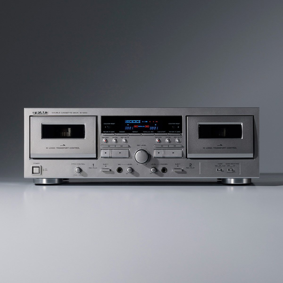 TEAC W-1200 Kassetten Player