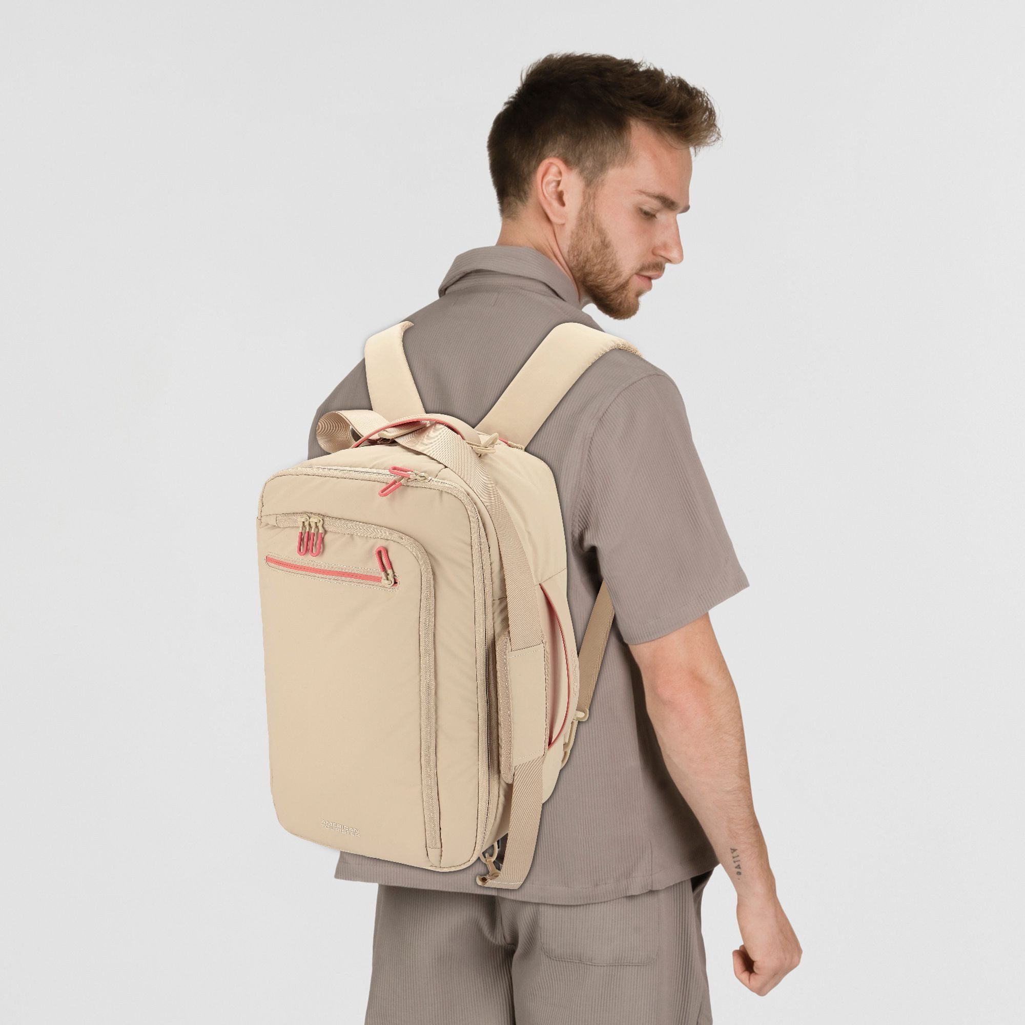 American Tourister® Flugumhänger Puffypop, PET