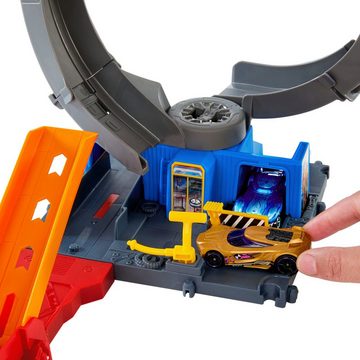 Hot Wheels Autorennbahn Spielzeugauto Trackset, Angriff der Fledermaus, mit anpassbarem Looping, inkl. 1 Spielzeugauto