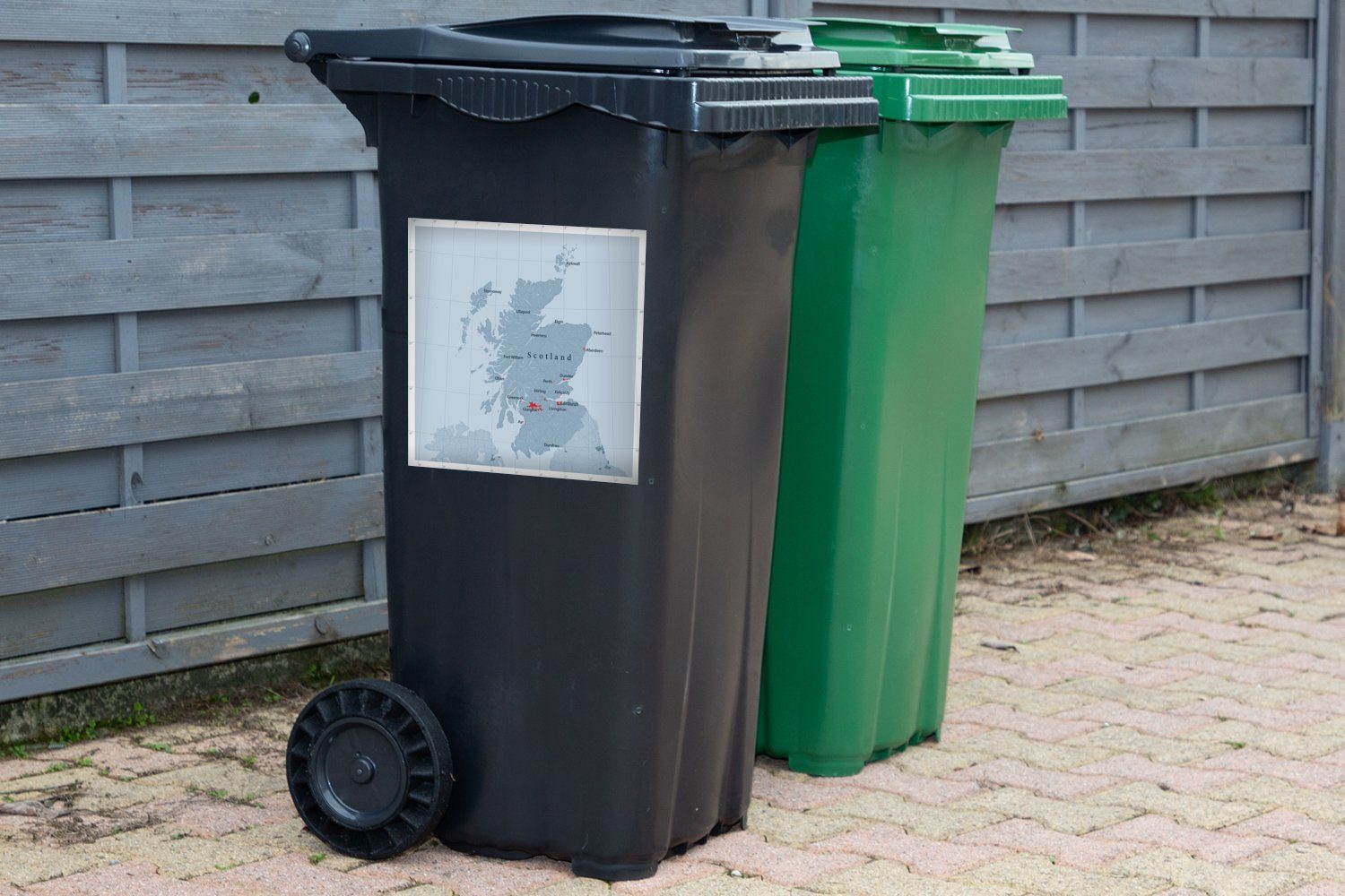 MuchoWow Wandsticker Blaue Karte Sticker, Mülleimer-aufkleber, mit Städten St), von Mülltonne, Container, Abfalbehälter wichtigsten Schottland den (1