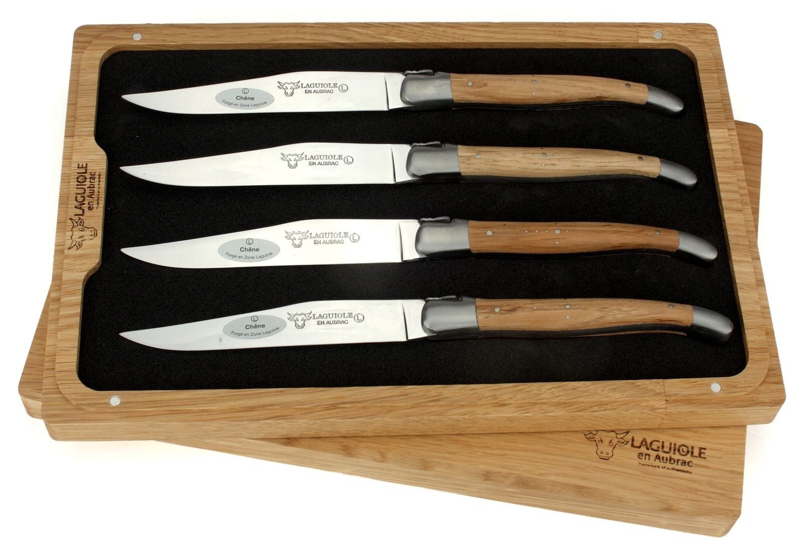 Laguiole en Aubrac Стейк ножи 42C99CHIH 4er Set - Griff Eichenholz - Backen matt - Klinge glänzend - Holzbox